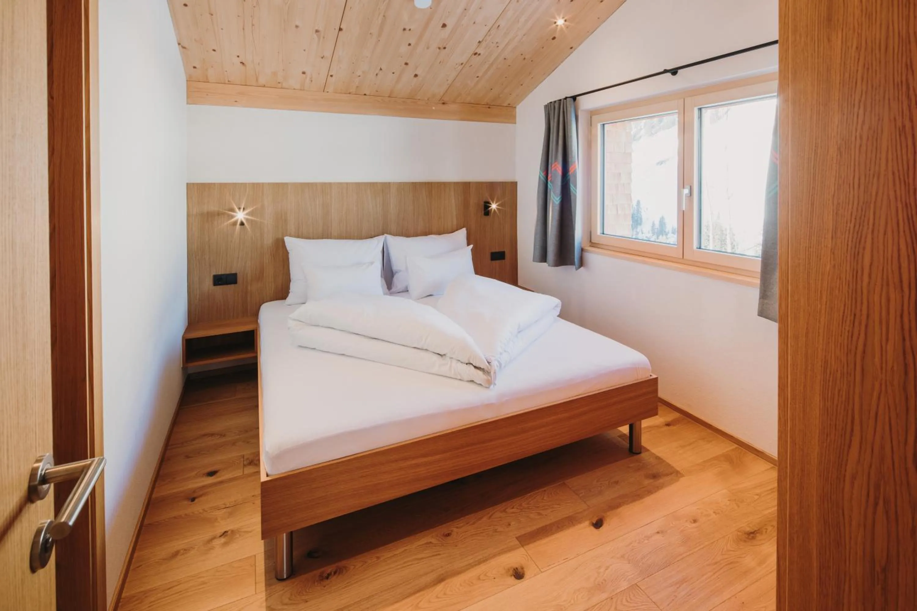 Photo of the whole room, Bed in Alpin - Studios & Suites