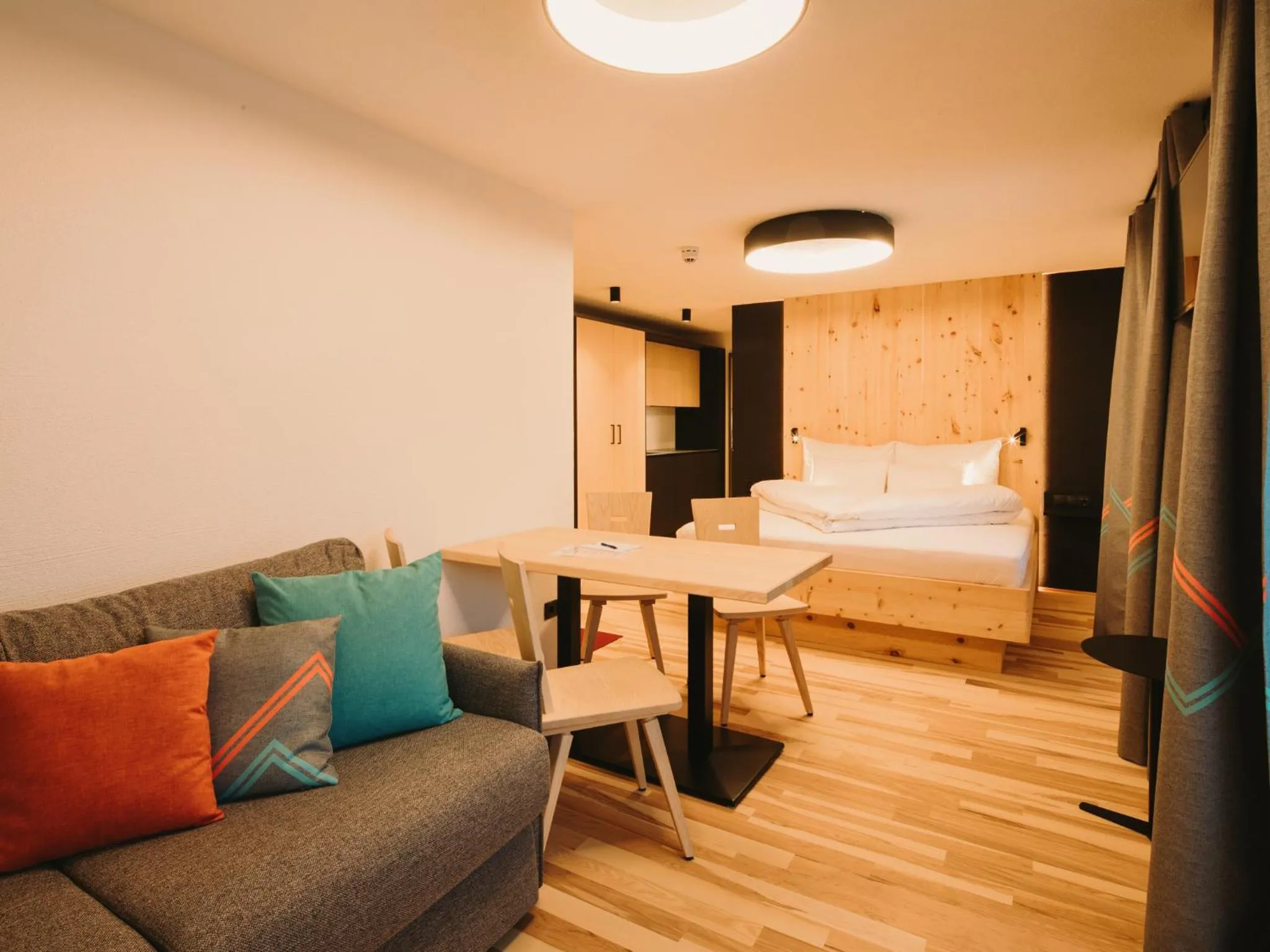 Photo of the whole room, Bed in Alpin - Studios & Suites