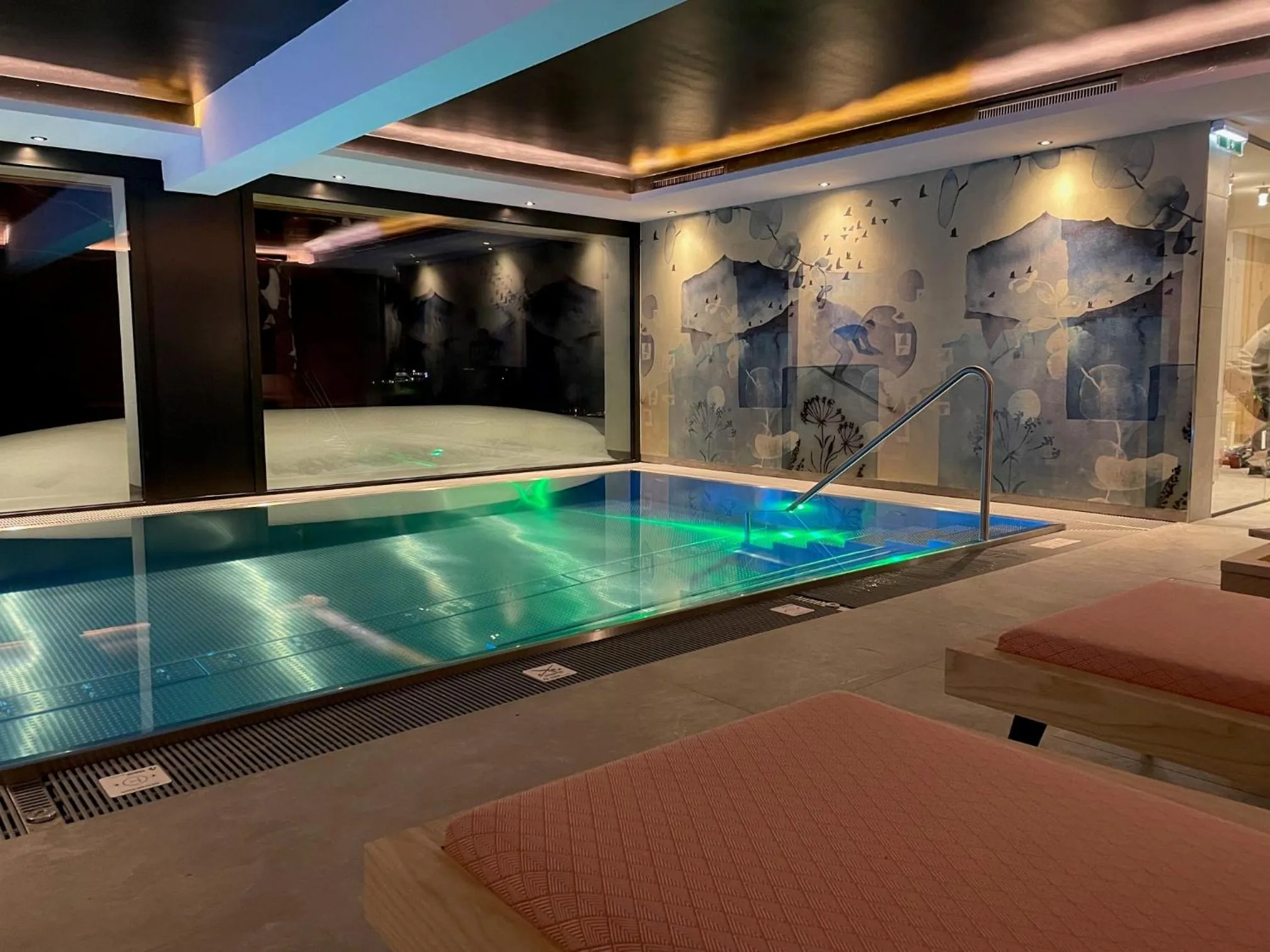 Swimming pool in Alpin - Studios & Suites