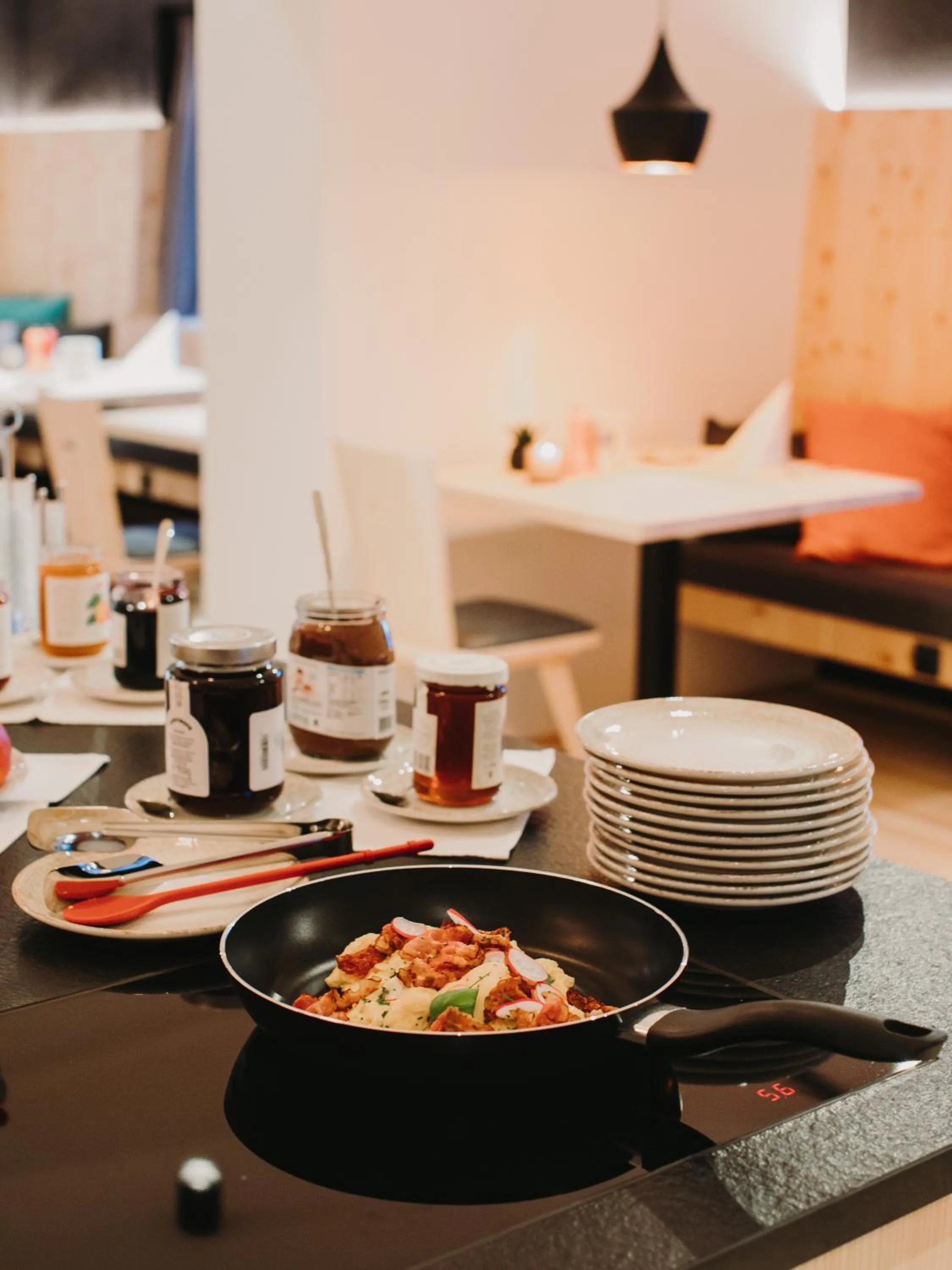 Buffet breakfast in Alpin - Studios & Suites