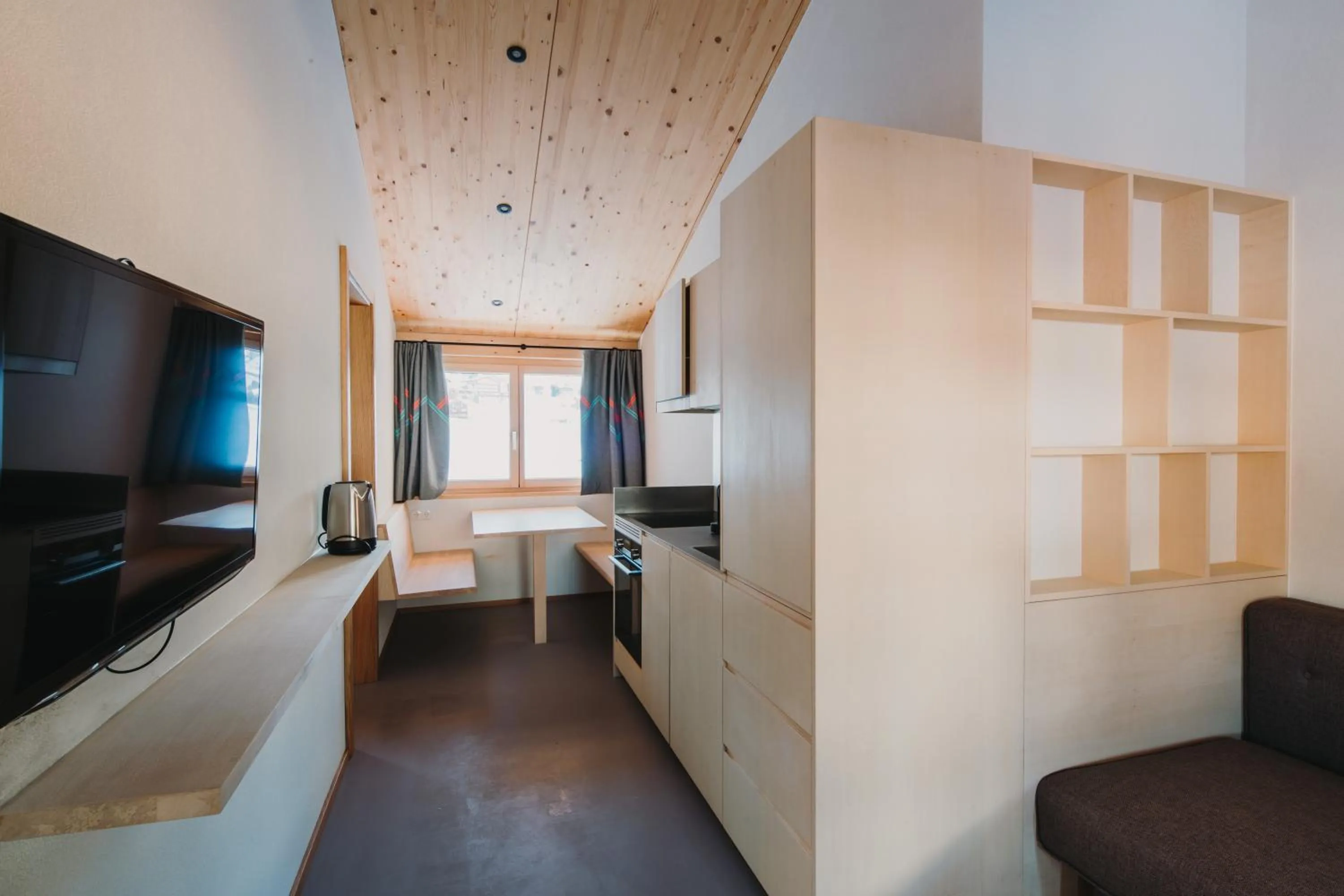 Photo of the whole room, Bed in Alpin - Studios & Suites