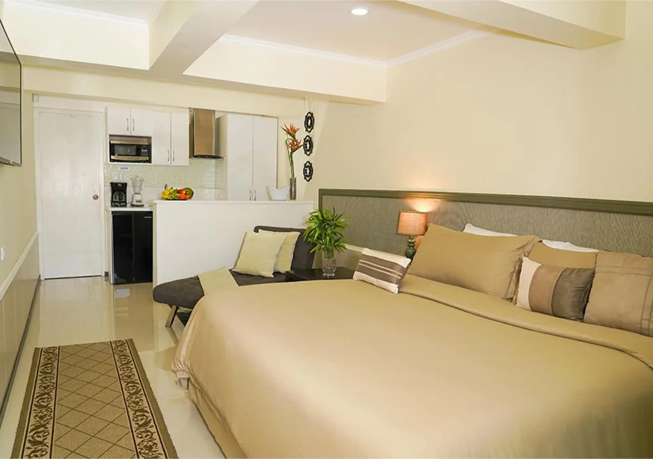 Bed in Yoyita Suites Aruba