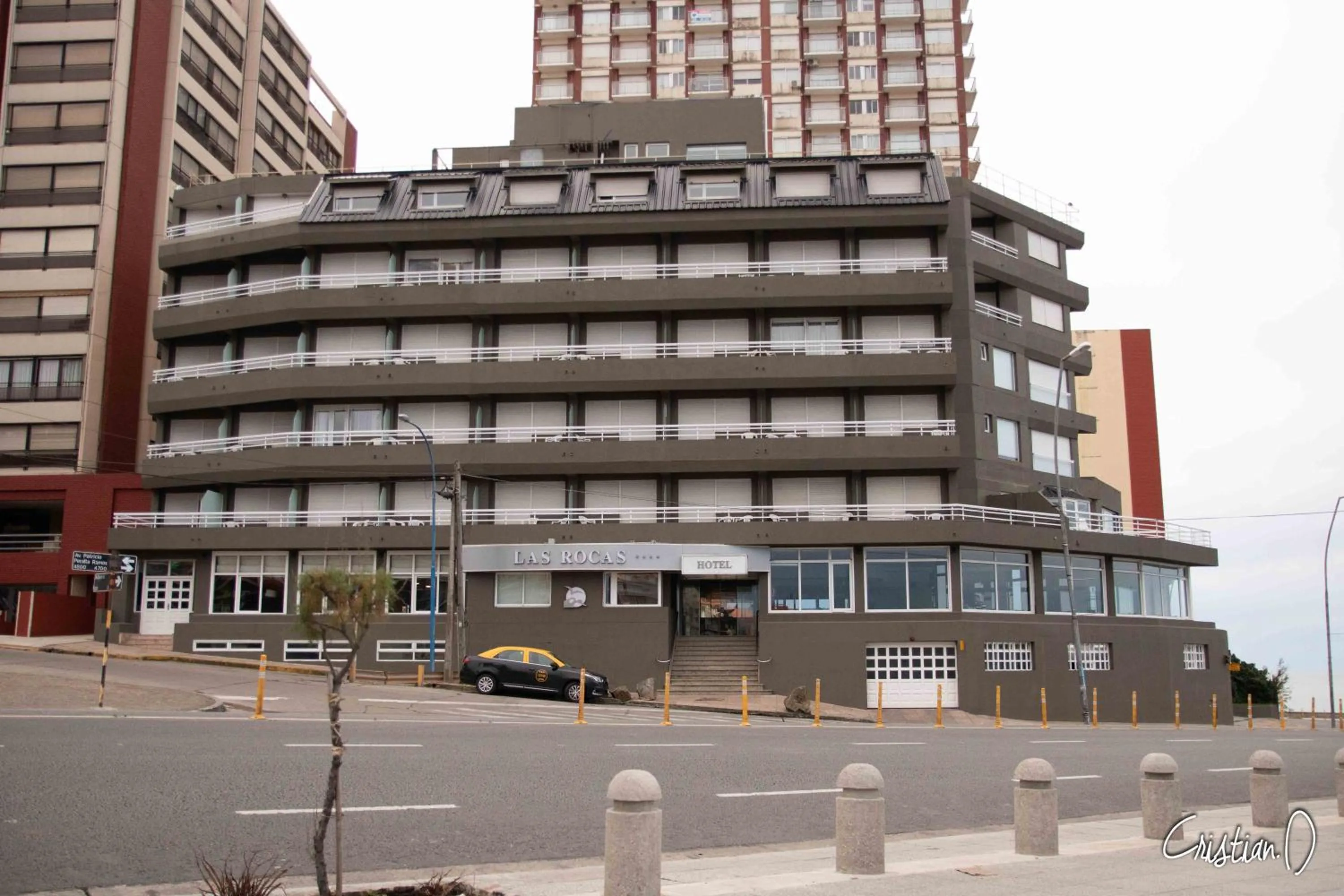 Property building in Hotel Las Rocas