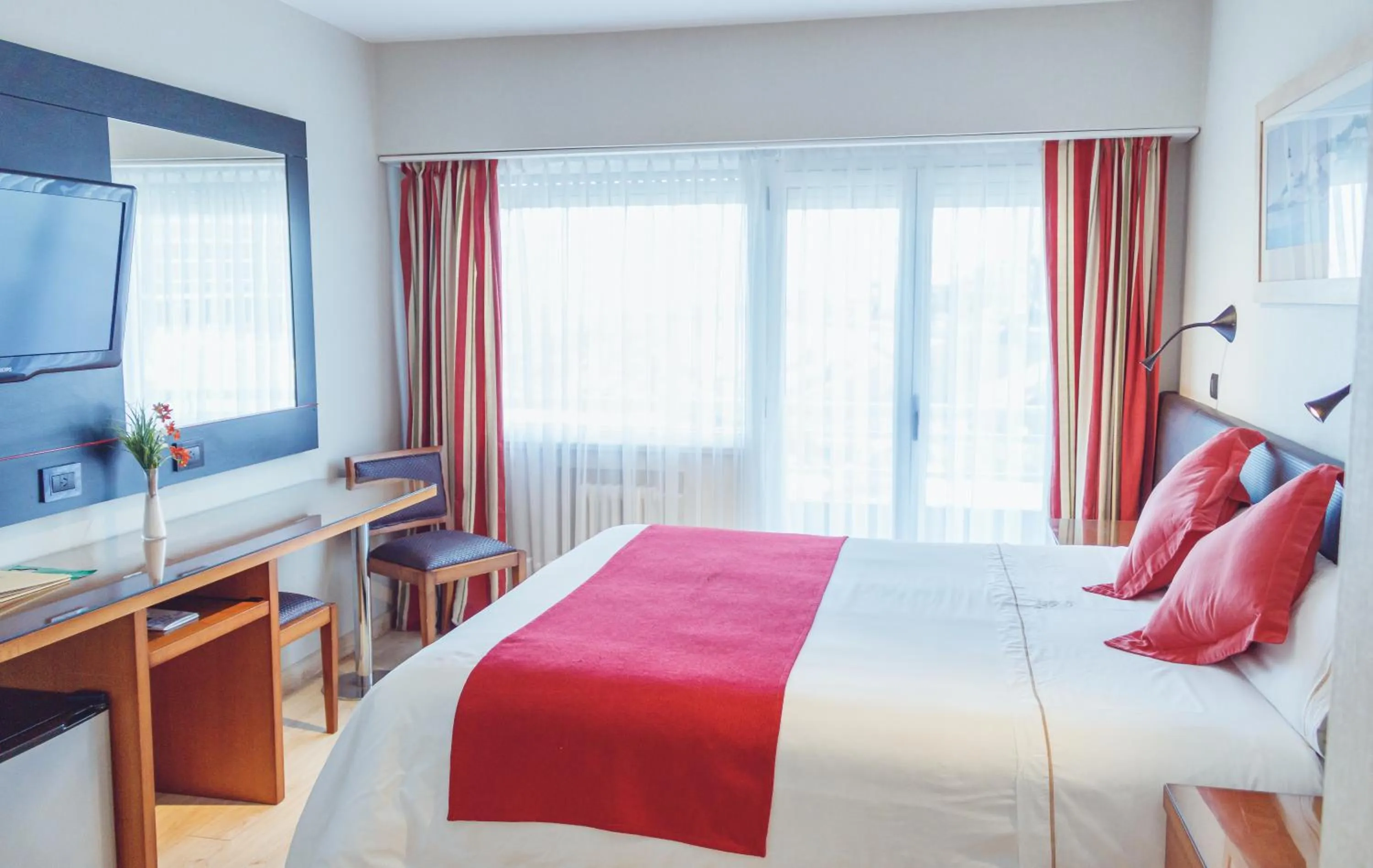 Bed in Hotel Las Rocas