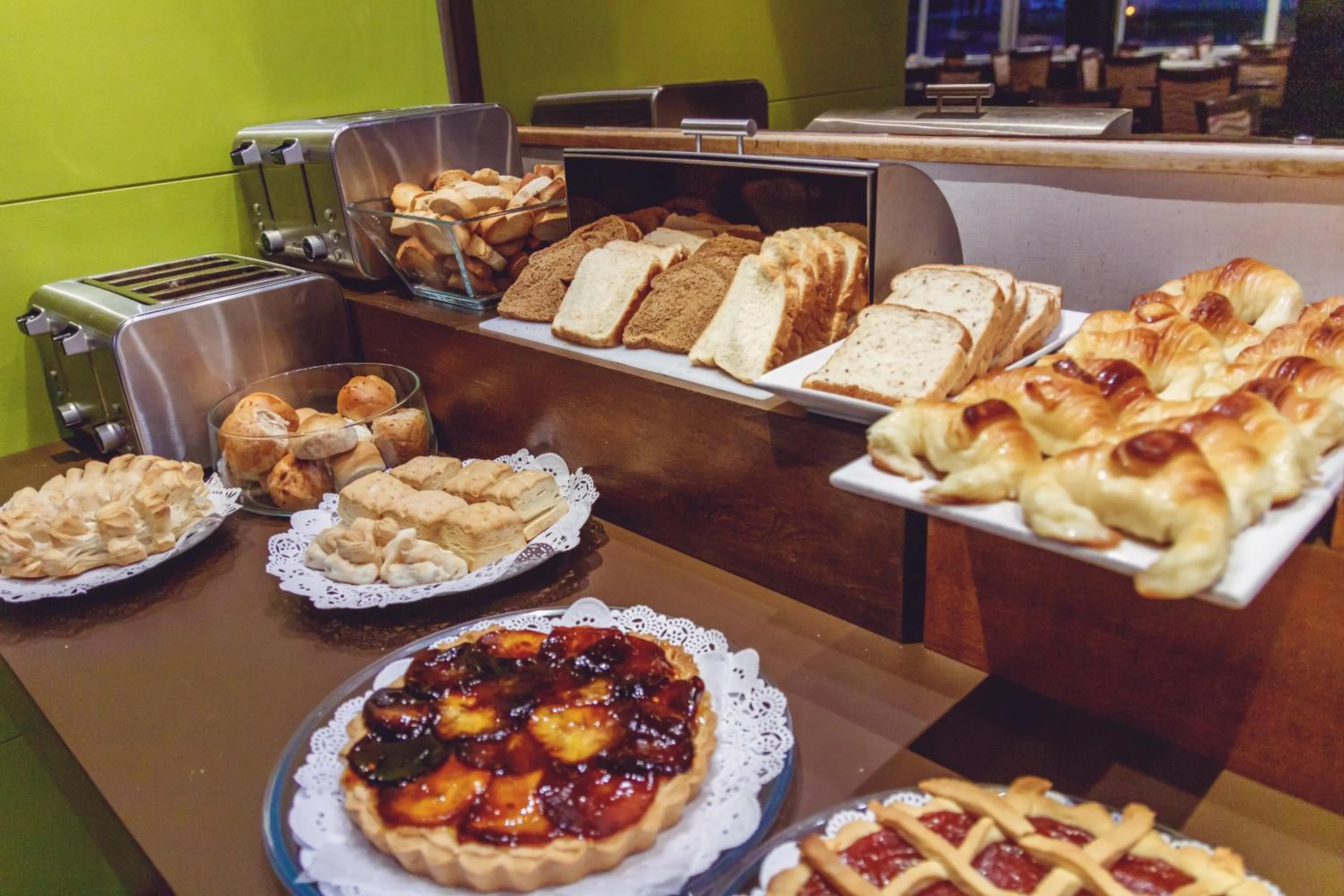 Buffet breakfast in Hotel Las Rocas