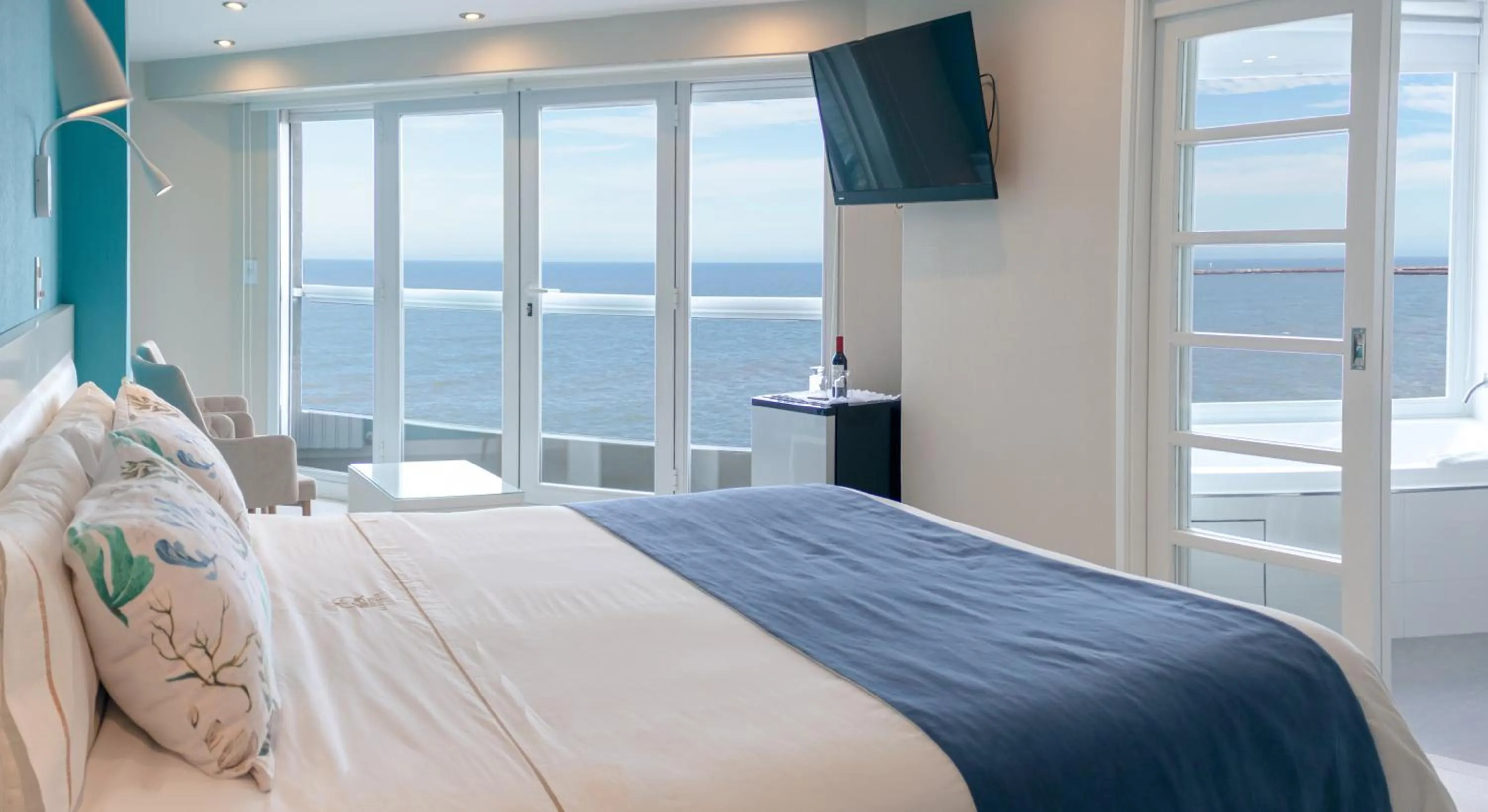 Photo of the whole room, Bed in Hotel Las Rocas