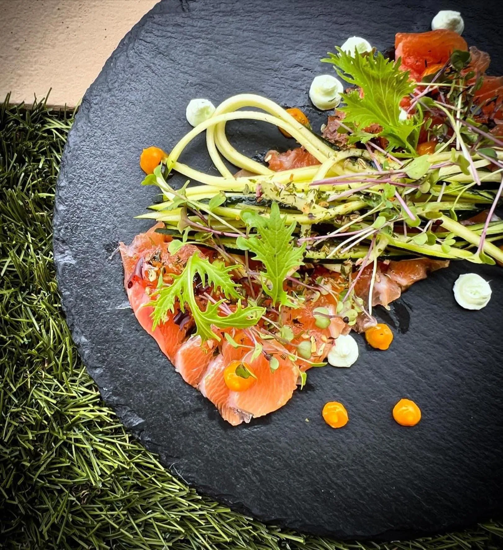 Food and drinks in Logis Hôtel Restaurant La Bergerie