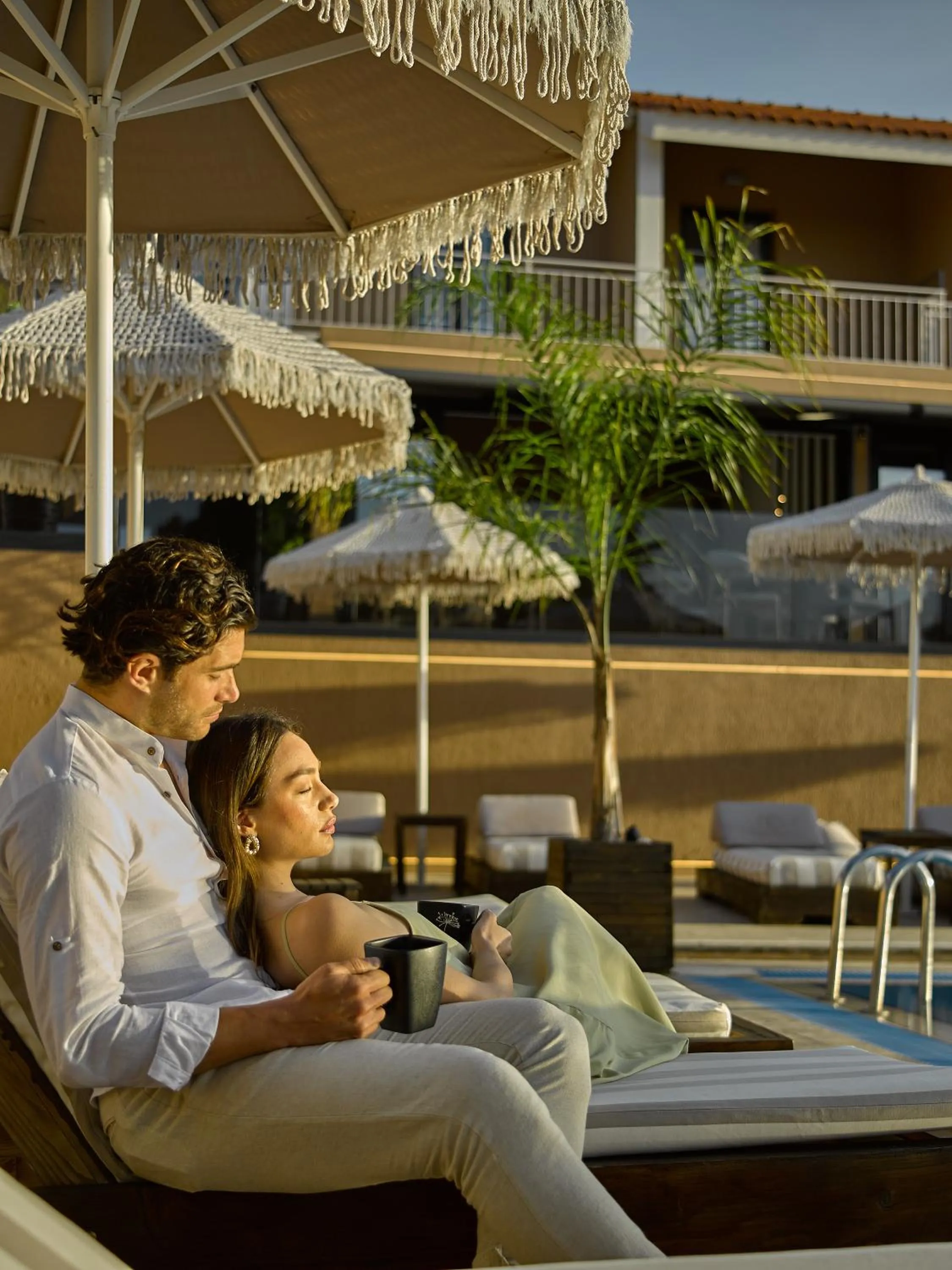 Day in The "L" Suites & Apartments