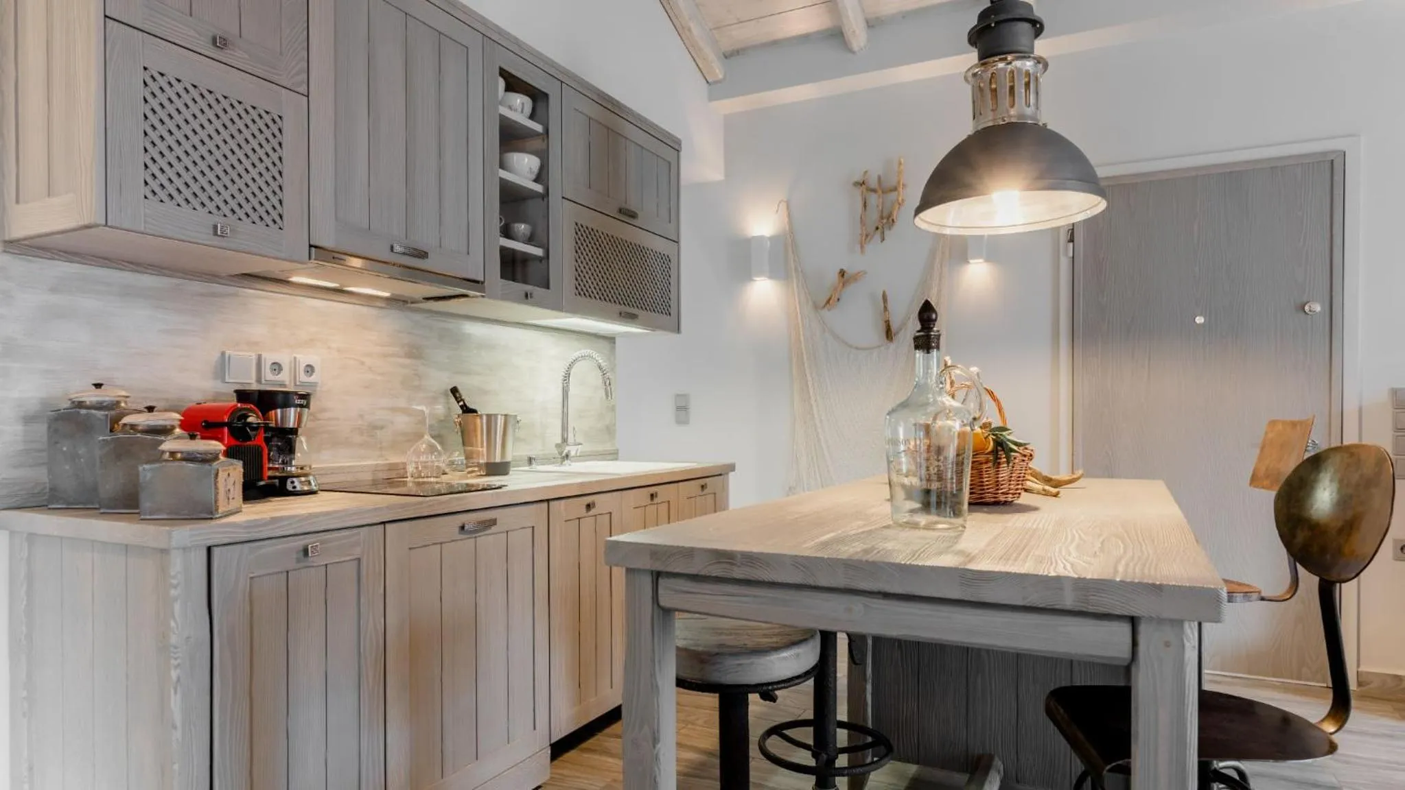 Kitchen or kitchenette in Tyros Boutique Houses Villas