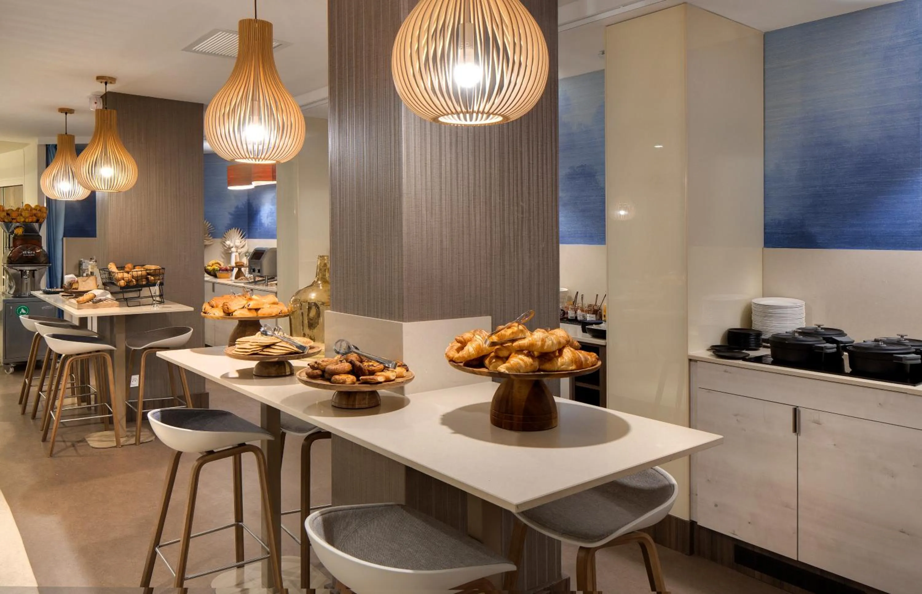 Breakfast in Mercure Montpellier Centre Comédie