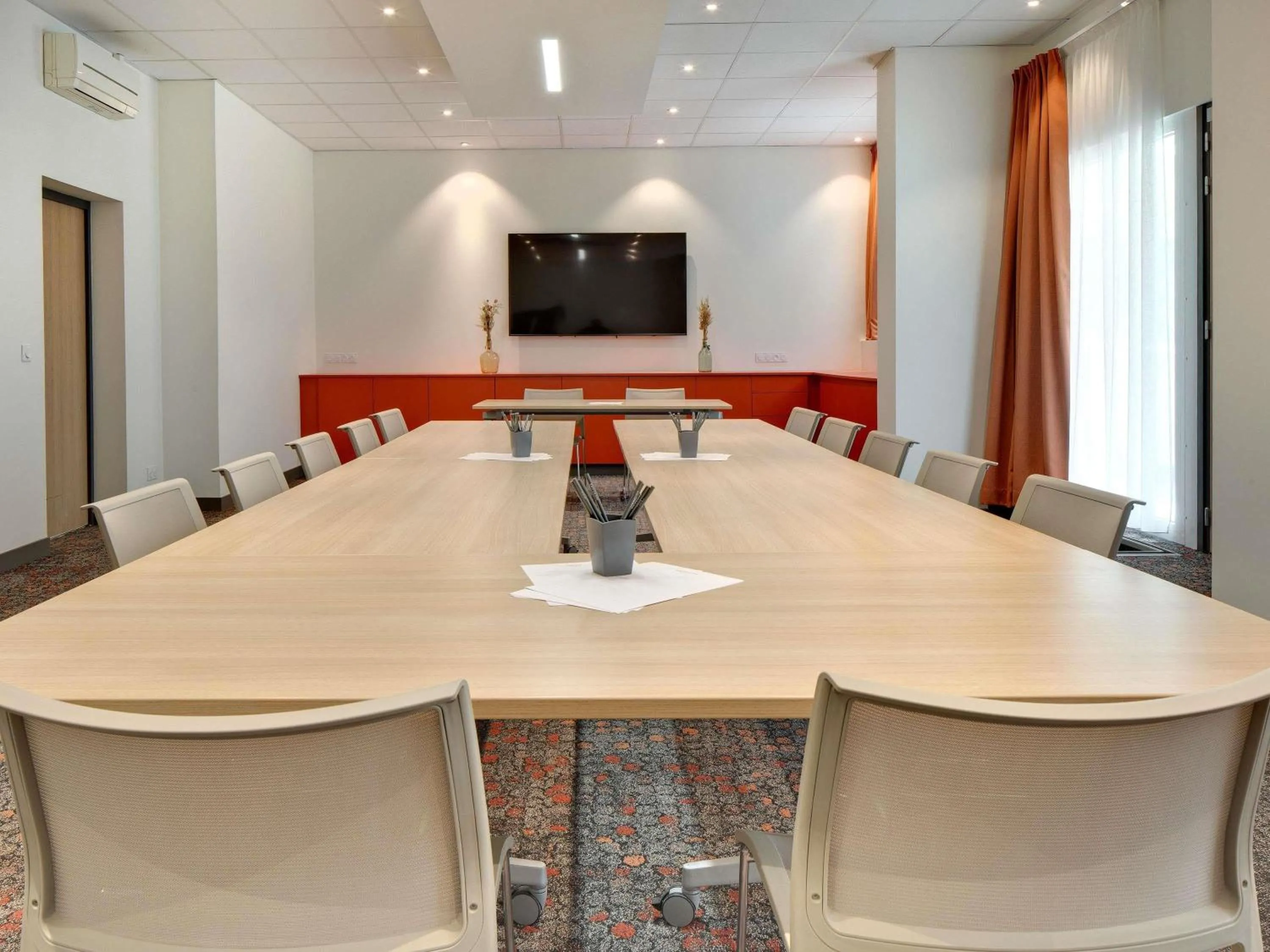 Meeting/conference room in Mercure Montpellier Centre Comédie