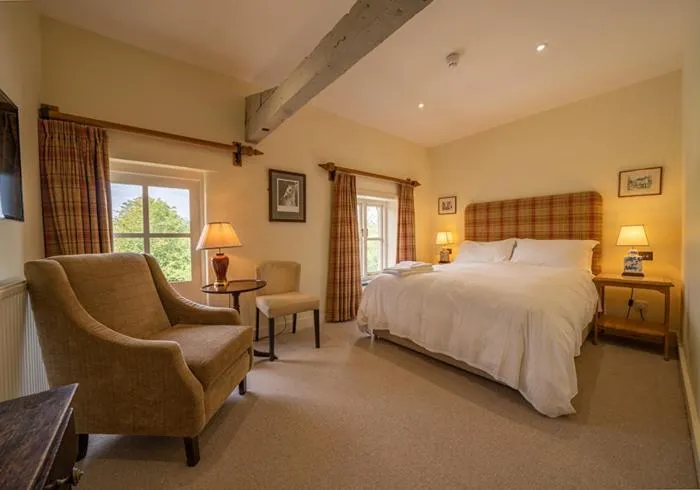 Bed in The Fleece Inn