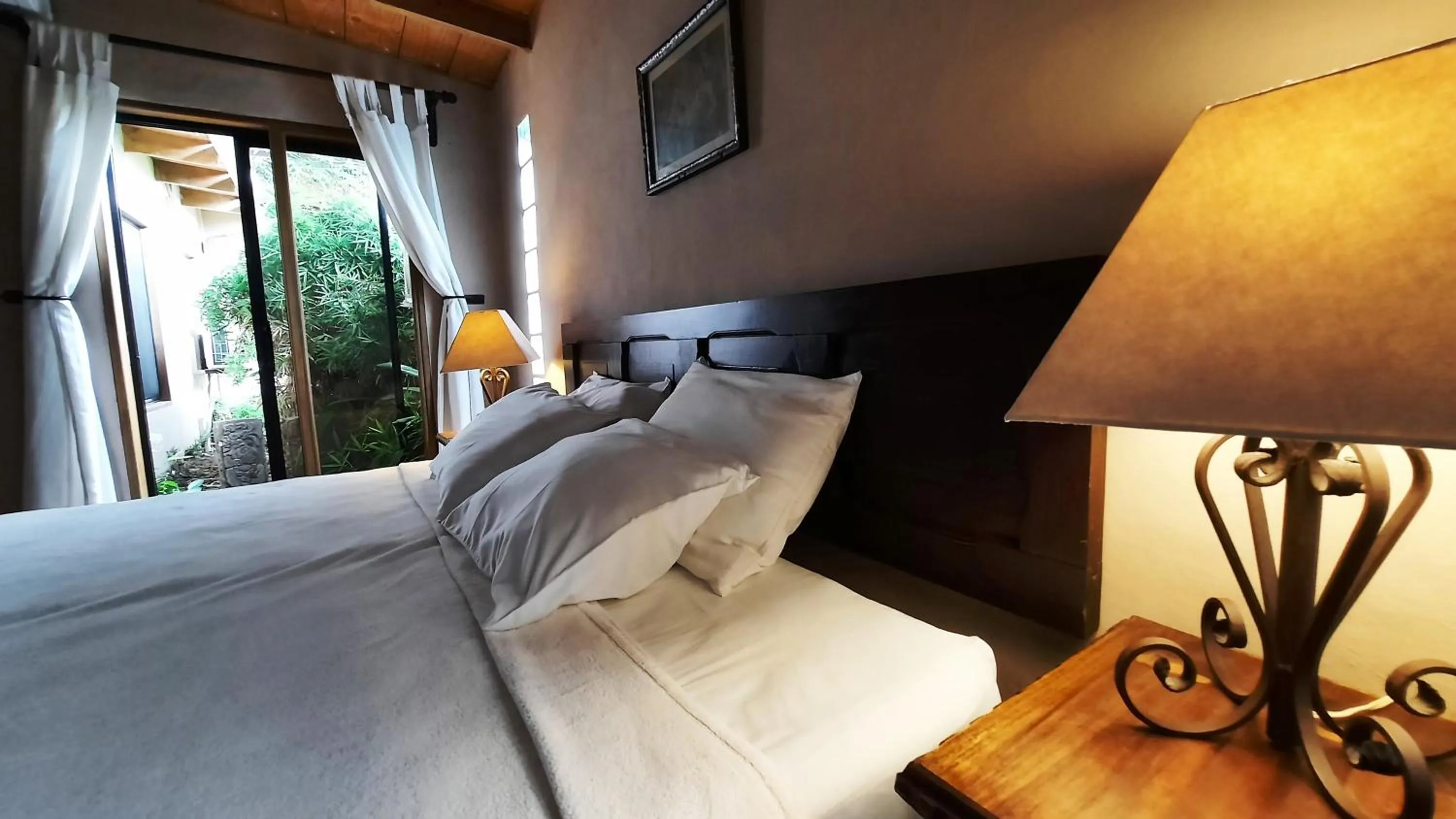 Bed in Los Almendros de San Lorenzo