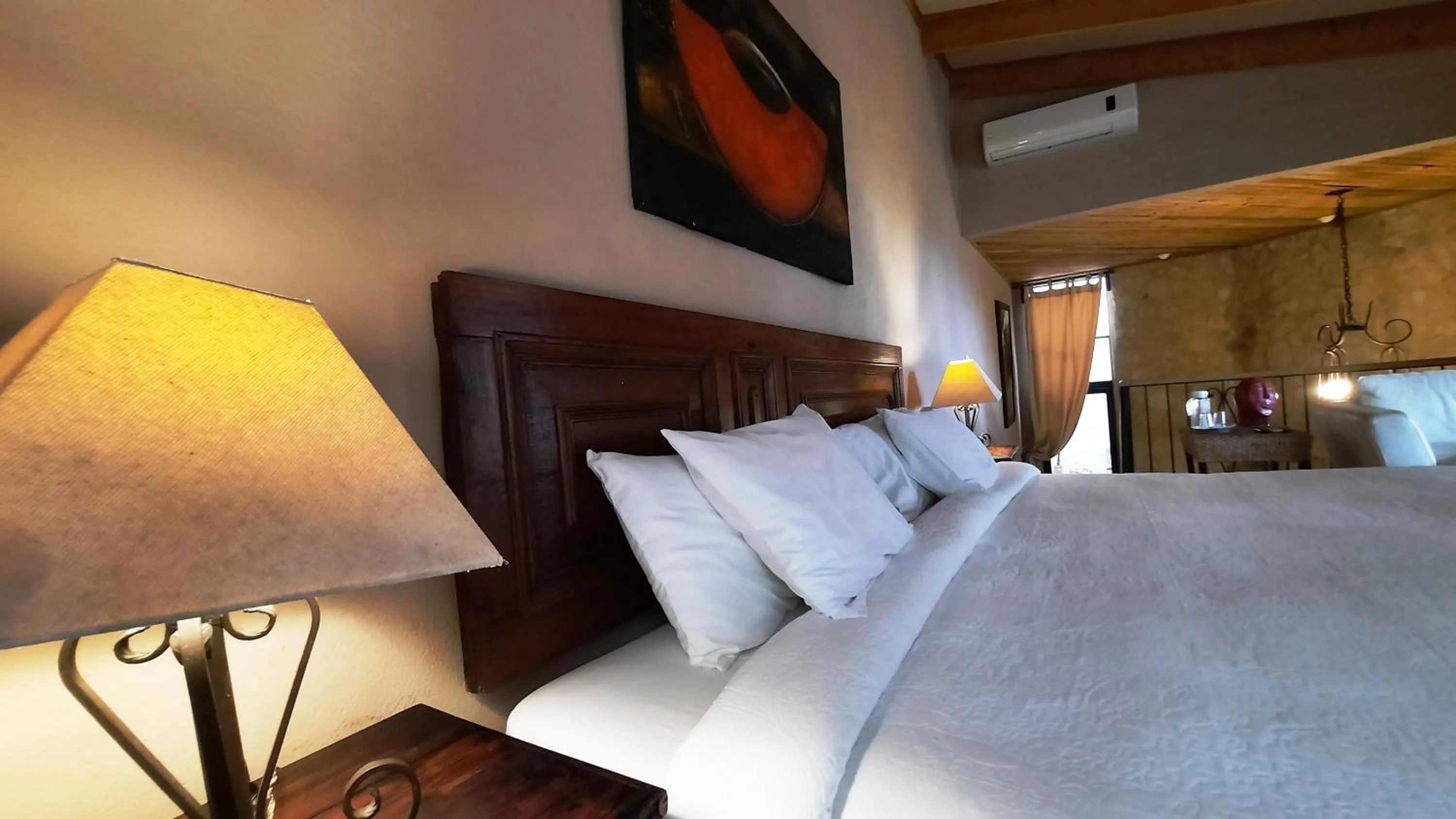 Bed in Los Almendros de San Lorenzo