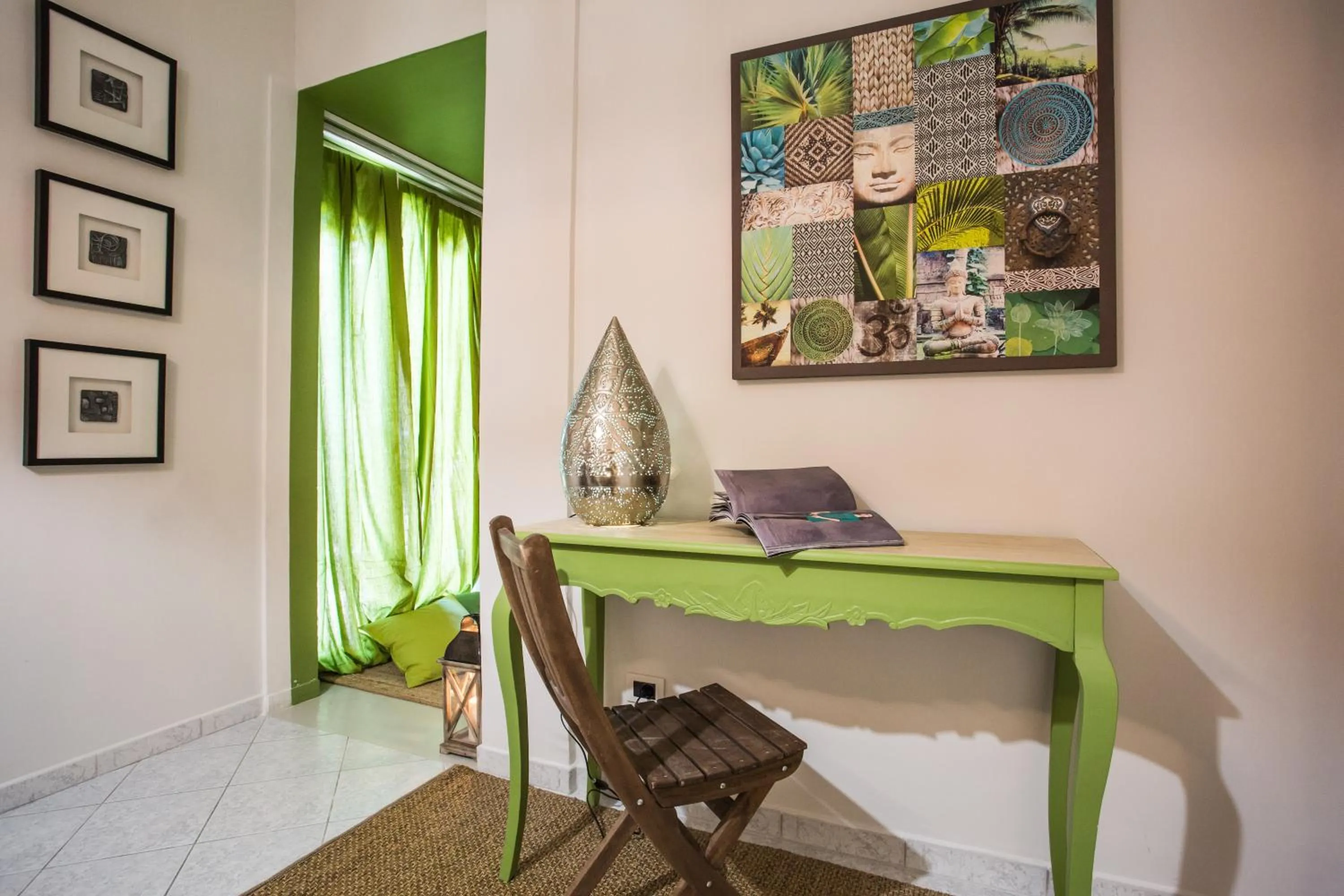 Decorative detail in Hotel Thea