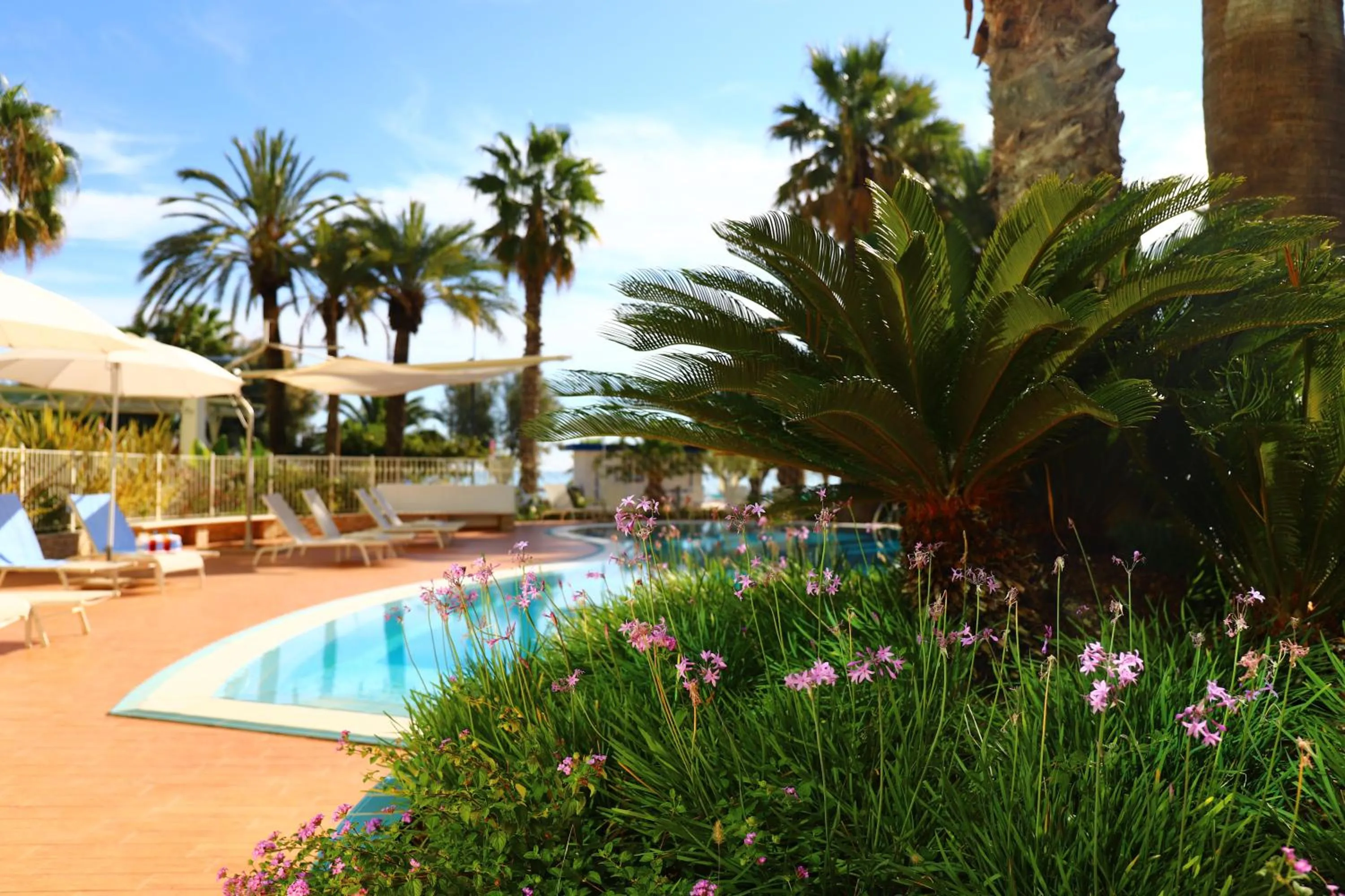Swimming pool in Smeraldo Suites & Spa