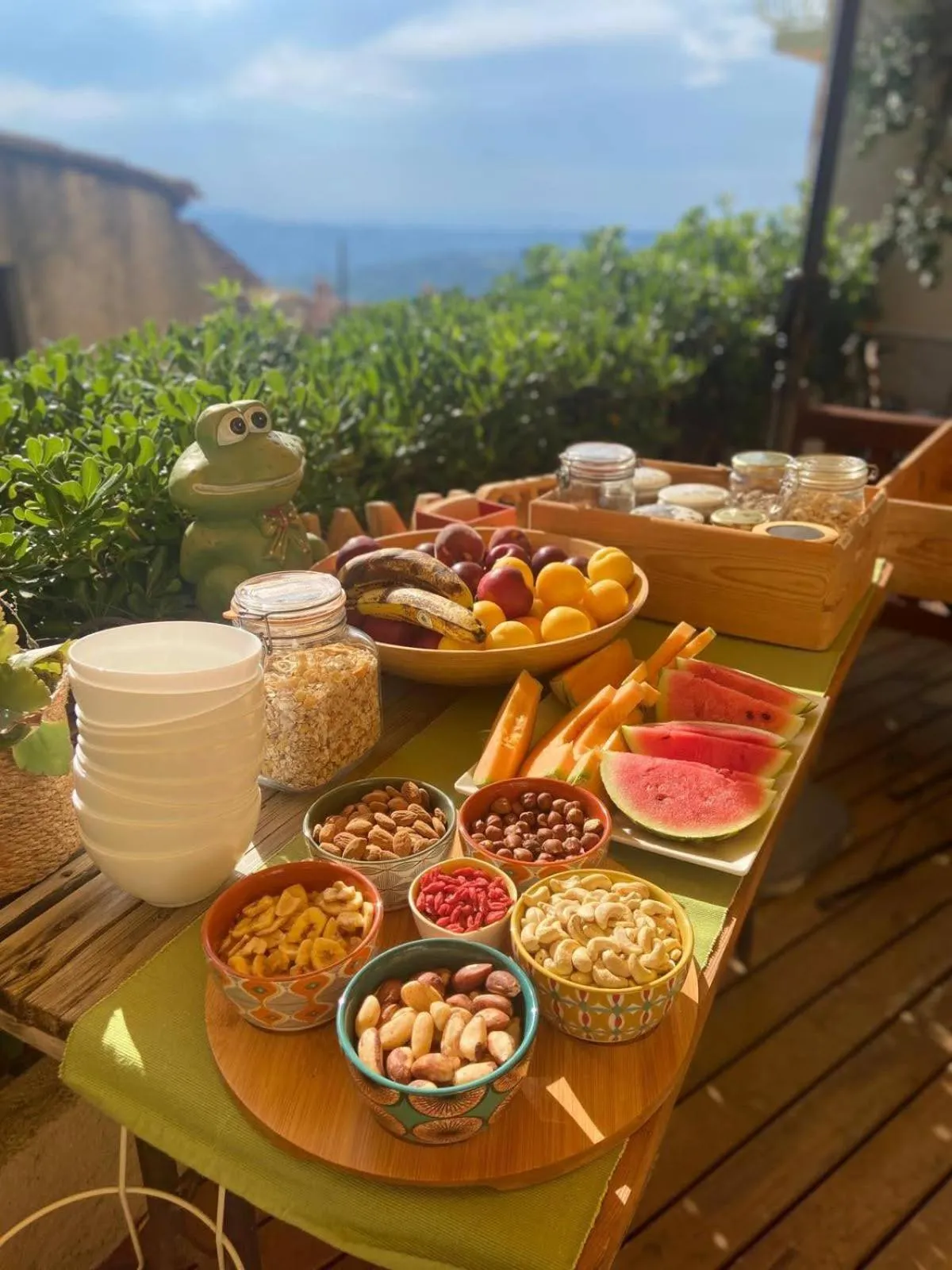 Breakfast in The frogs' house - Yoga Retreat