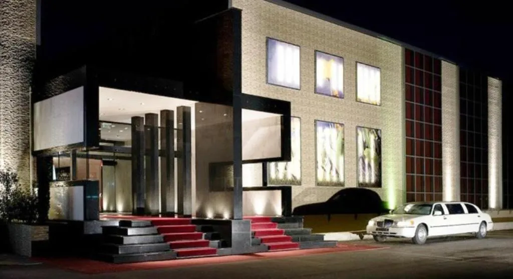 Facade/entrance in Hotel Cezaria