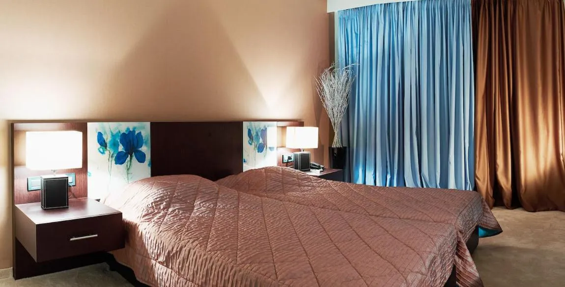 Decorative detail, Bed in Hotel Cezaria