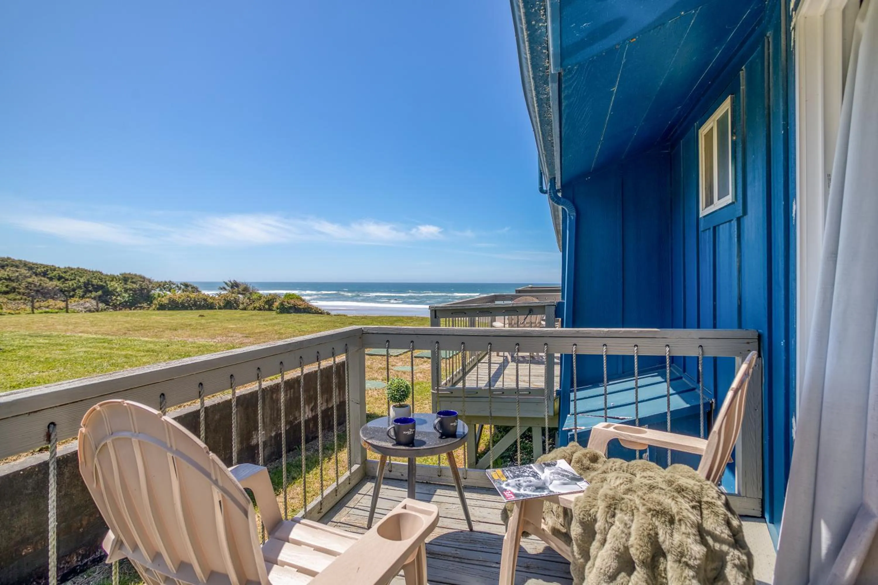 Patio in Moolack Shores Inn
