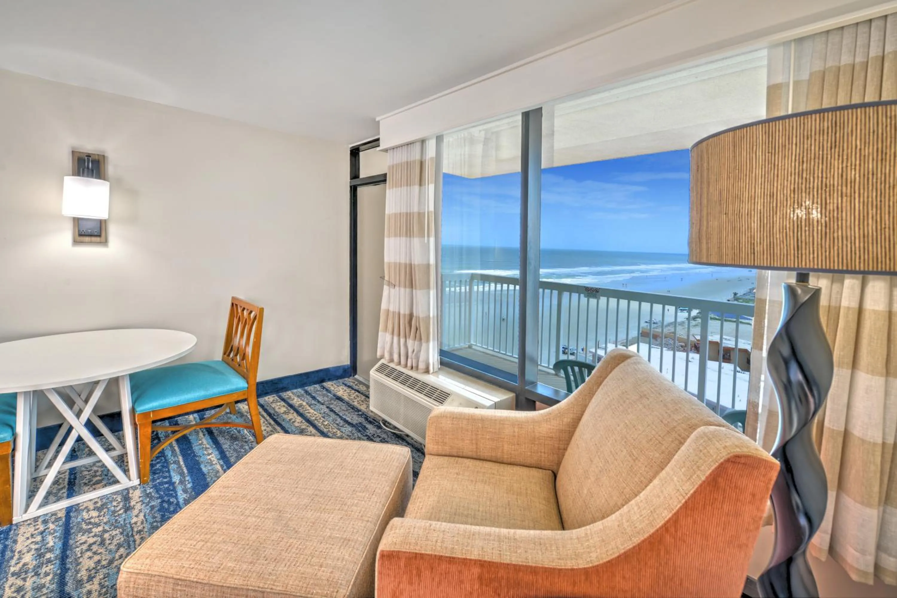 Bahama House - Daytona Beach Shores