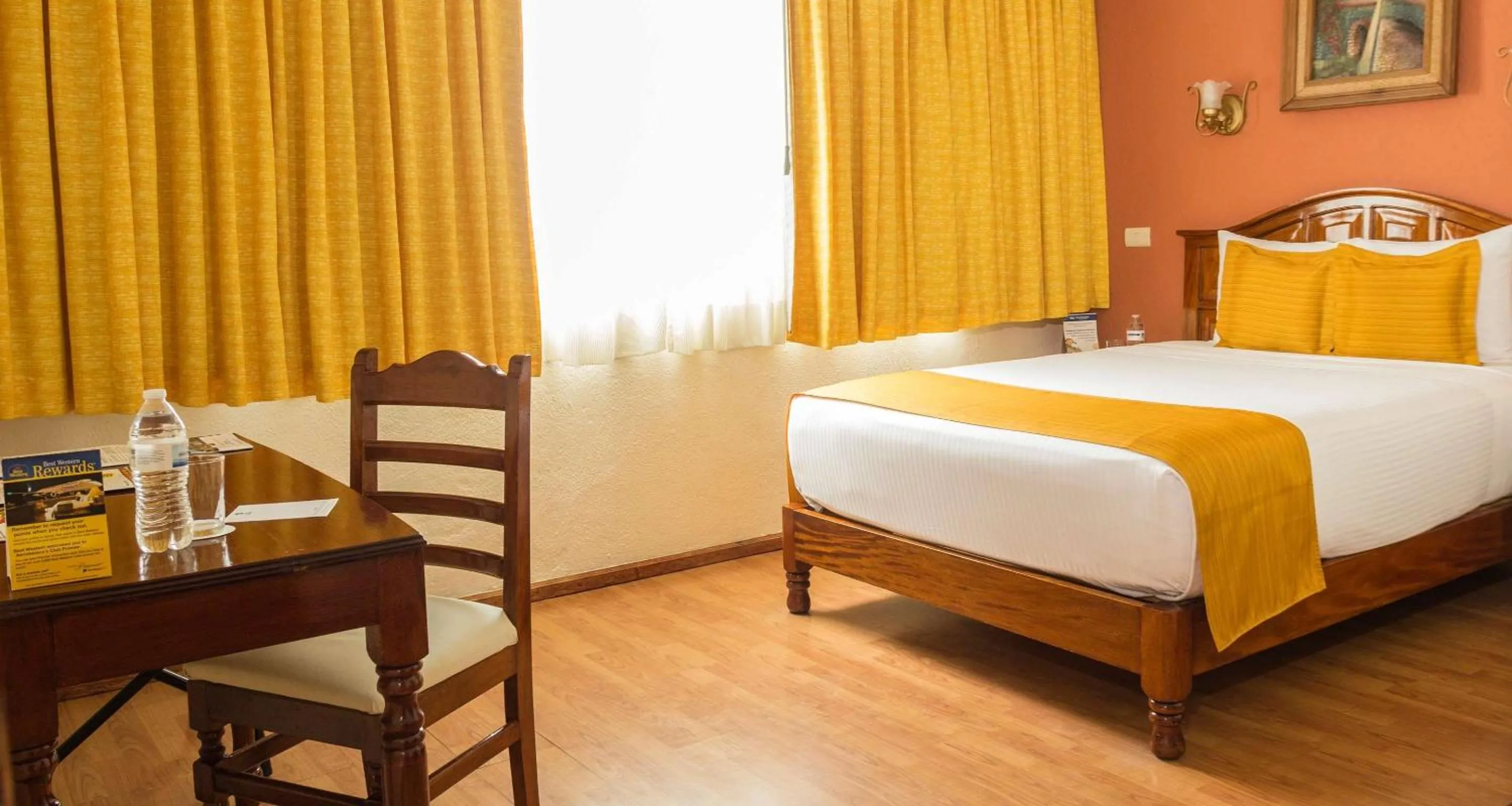 Photo of the whole room, Bed in Best Western Hotel Madan