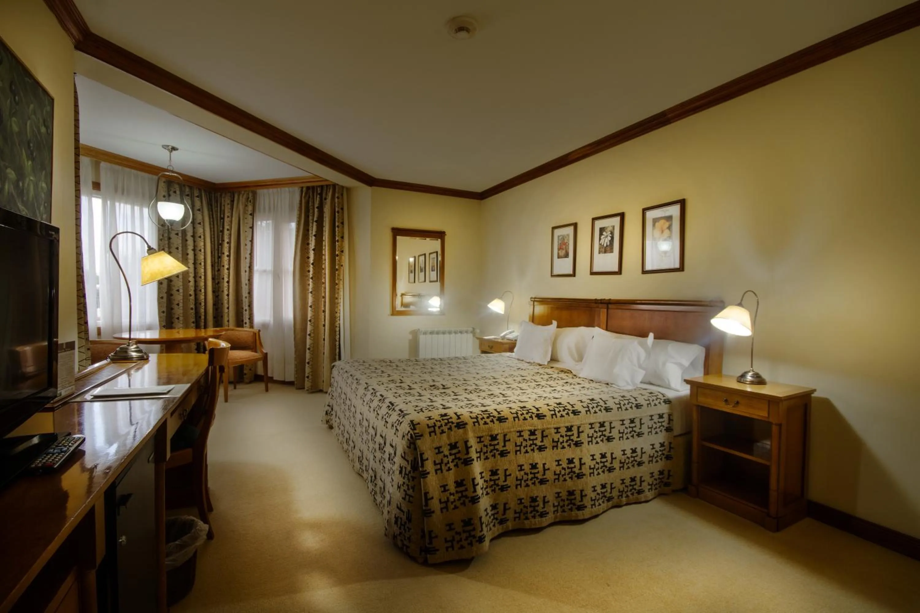 Bedroom, Bed in Hotel Kosten Aike