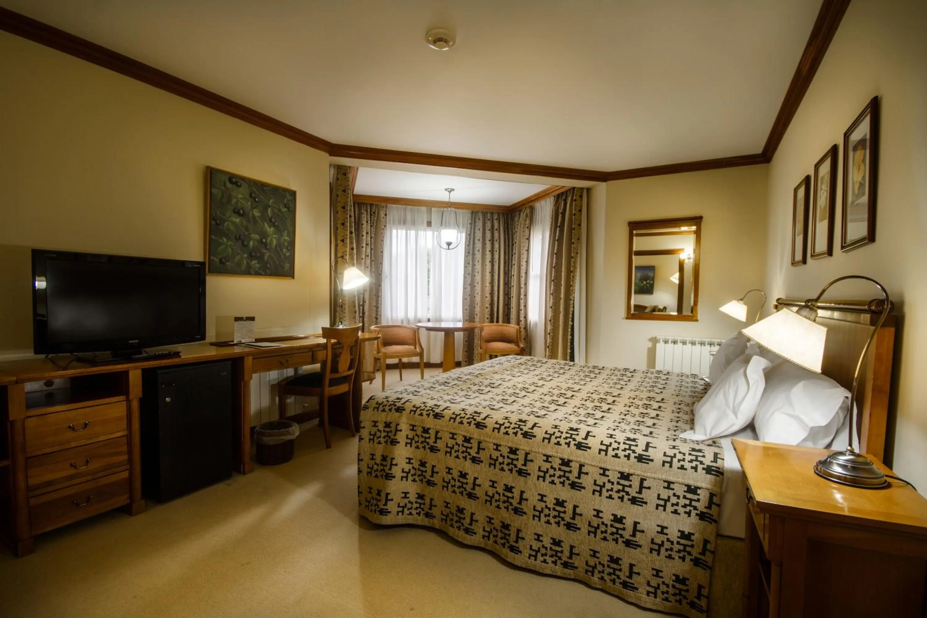 Bedroom, Bed in Hotel Kosten Aike