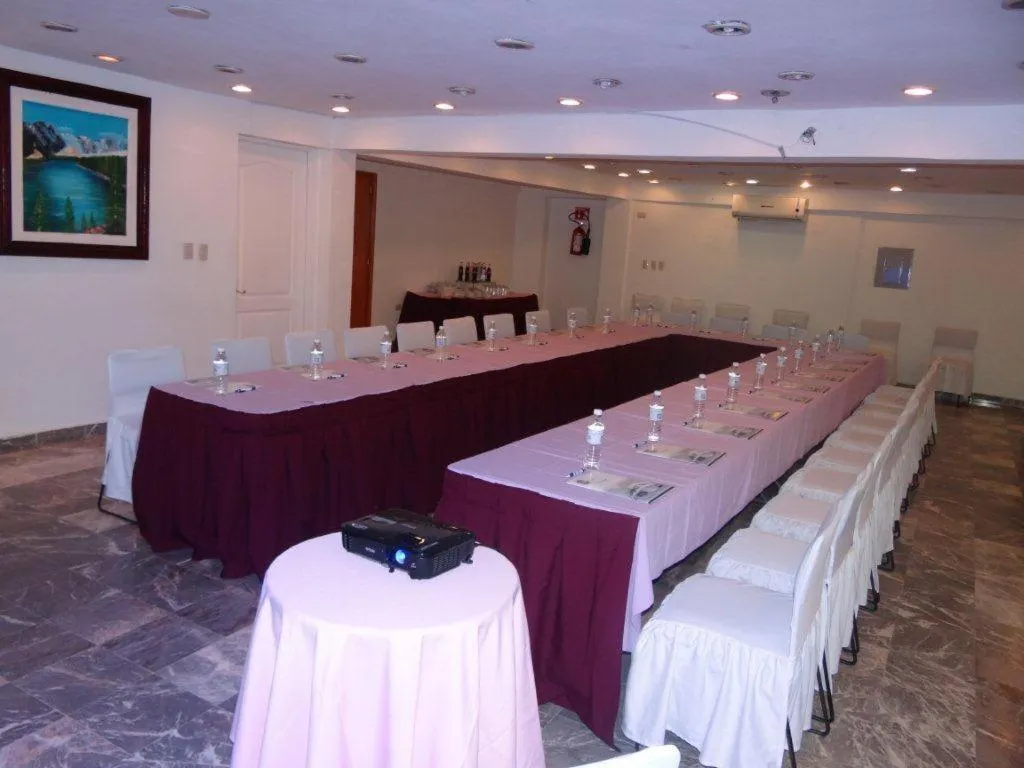 Hotel Madan Cárdenas