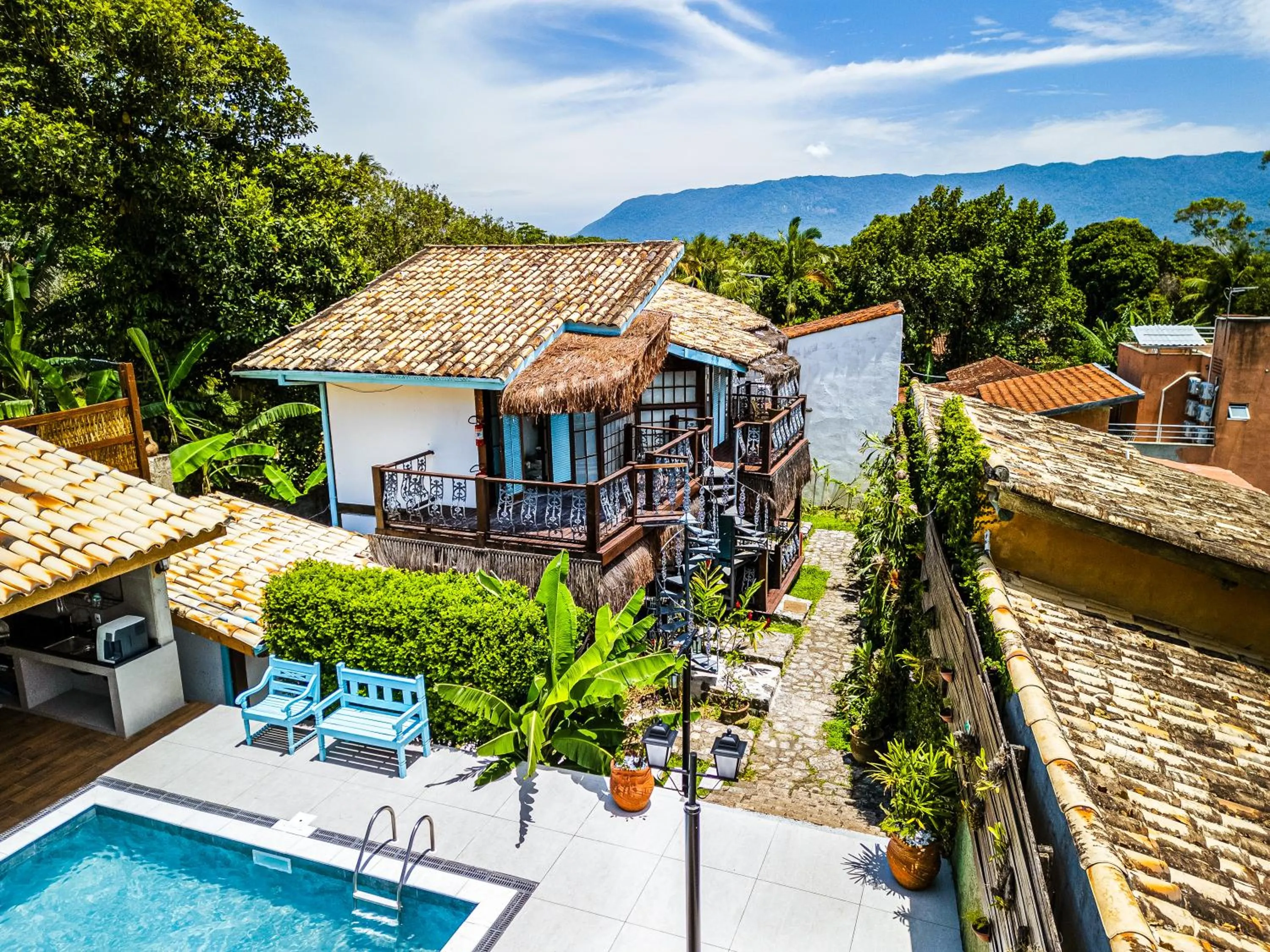 Patio in VELINN Pousada Guarubela Villa Vittoria