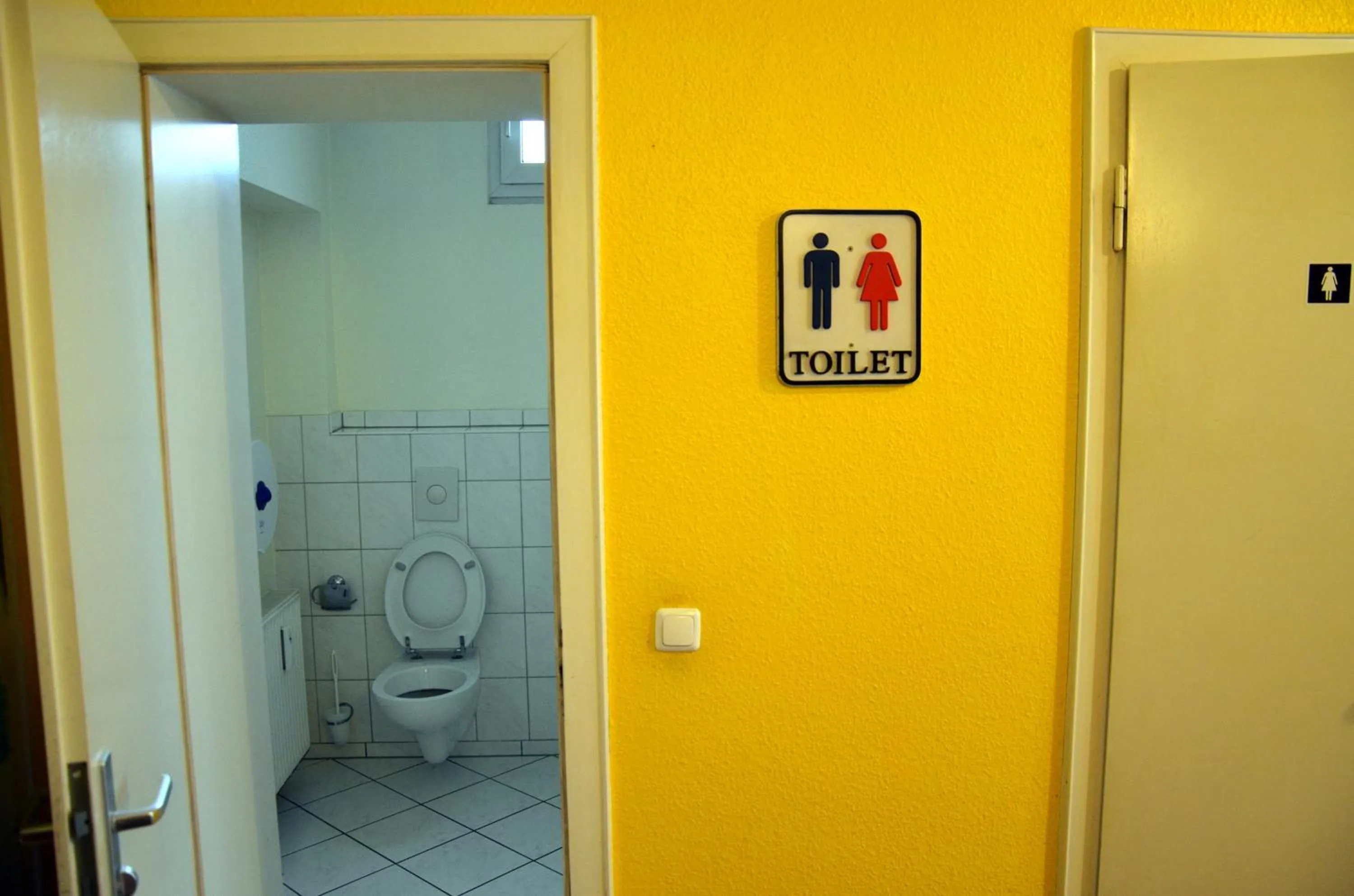 Bathroom in Backpackers Düsseldorf - SELF CHECK-IN