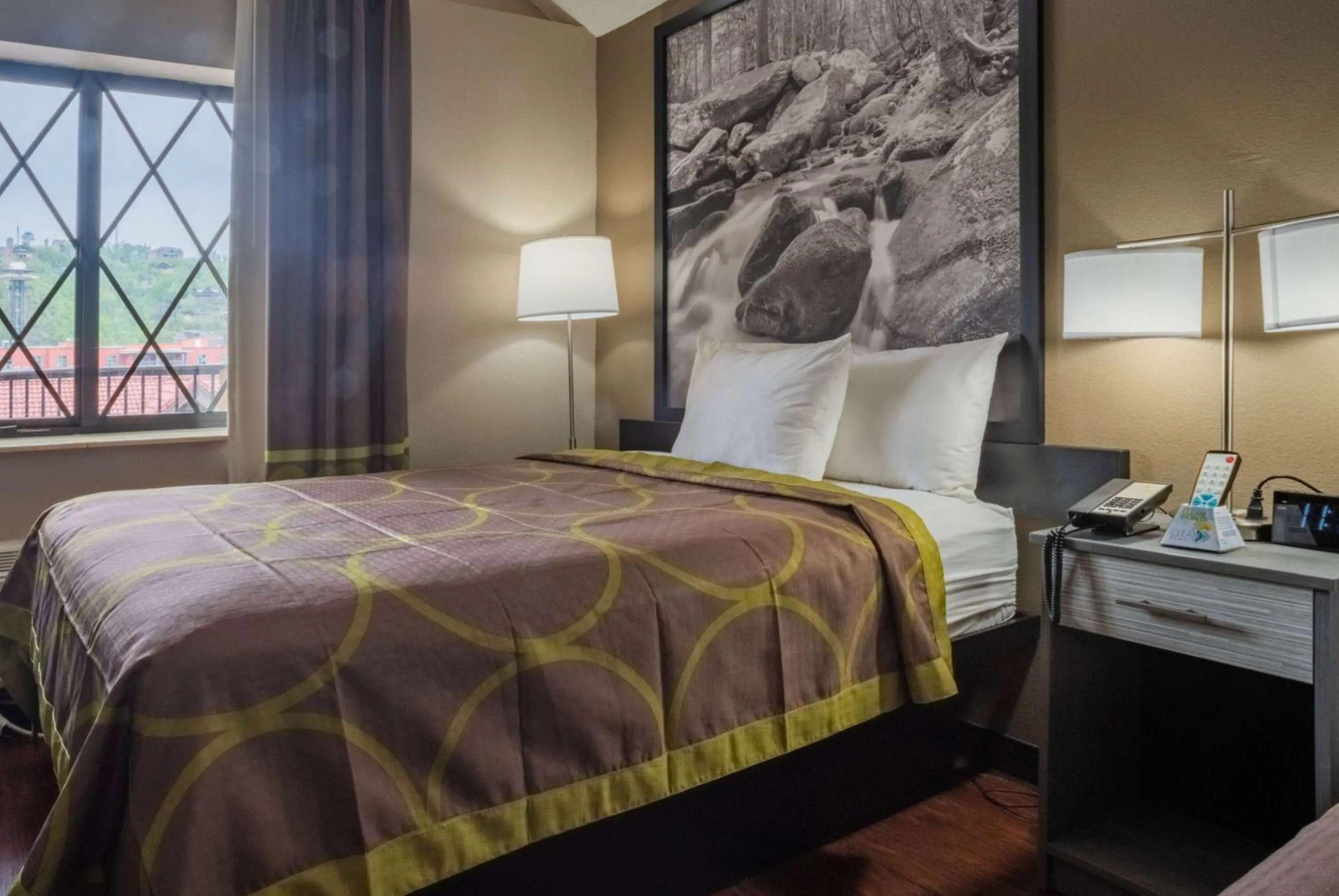 Photo of the whole room, Bed in Super 8 by Wyndham Downtown Gatlinburg at Convention Center