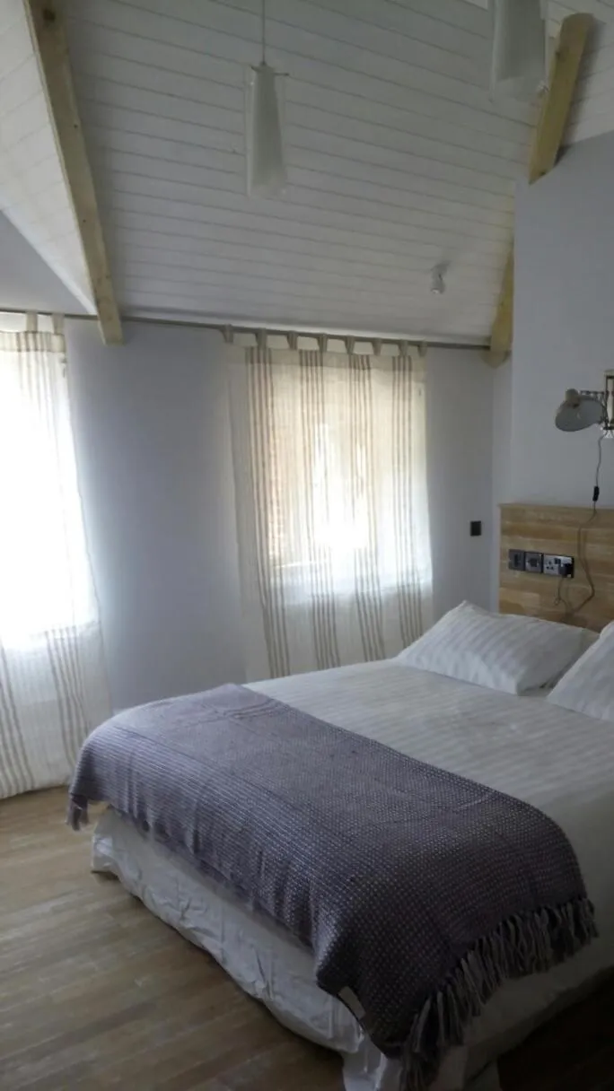 Bed in The Kingsley at Eversley