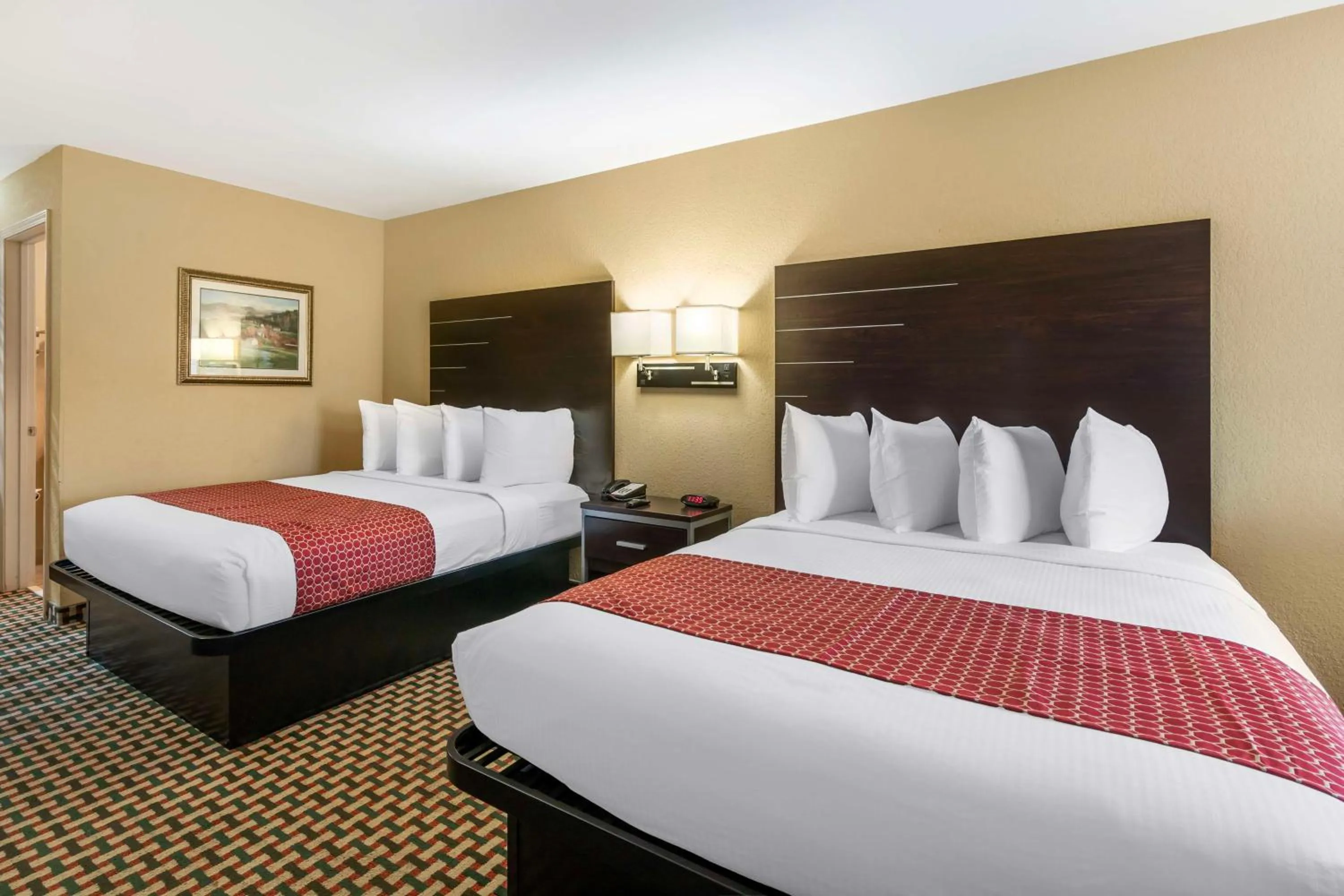 Bedroom, Bed in Best Western Bradford Inn