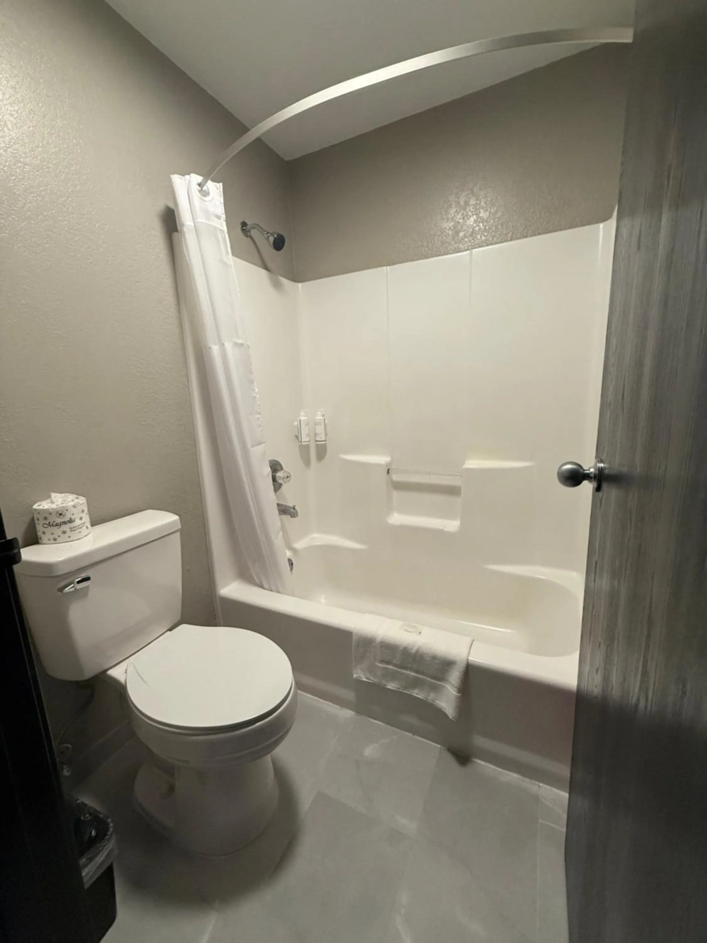 Bathroom in Super 8 by Wyndham Richfield Cleveland