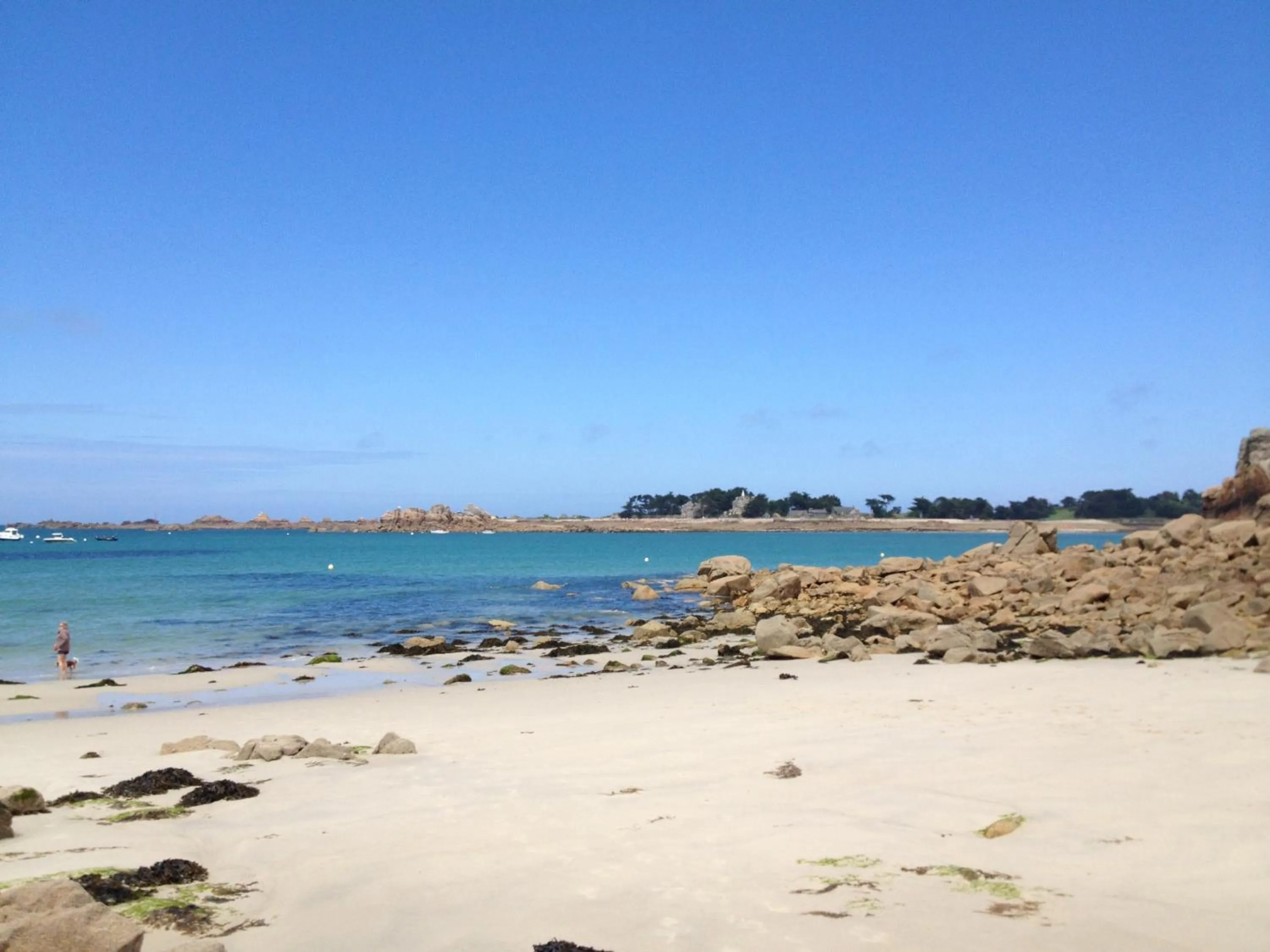 Off site in Aux Perderies