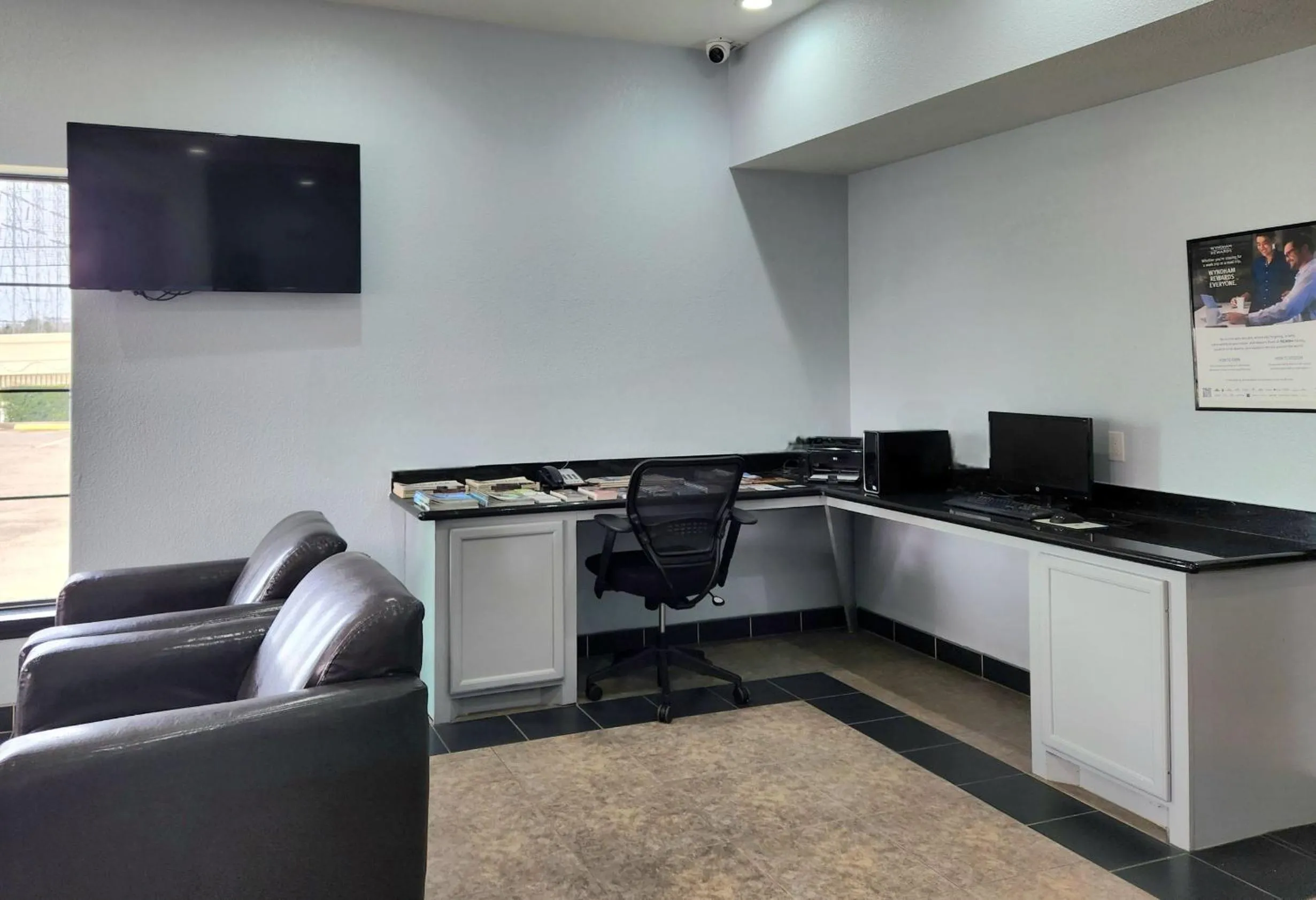 Business facilities in Days Inn by Wyndham Kemah