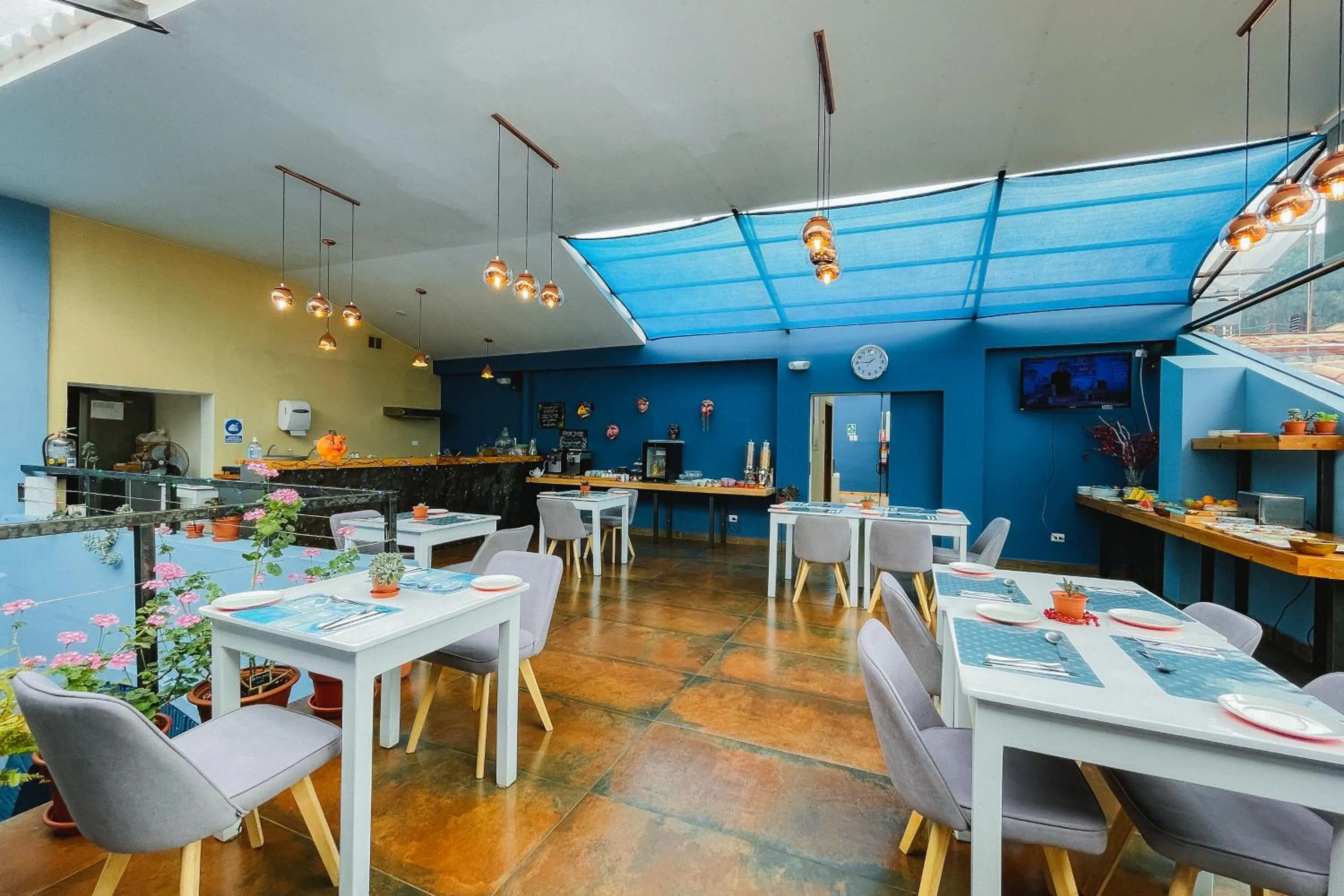 Restaurant/places to eat in Cooper Hotel Boutique