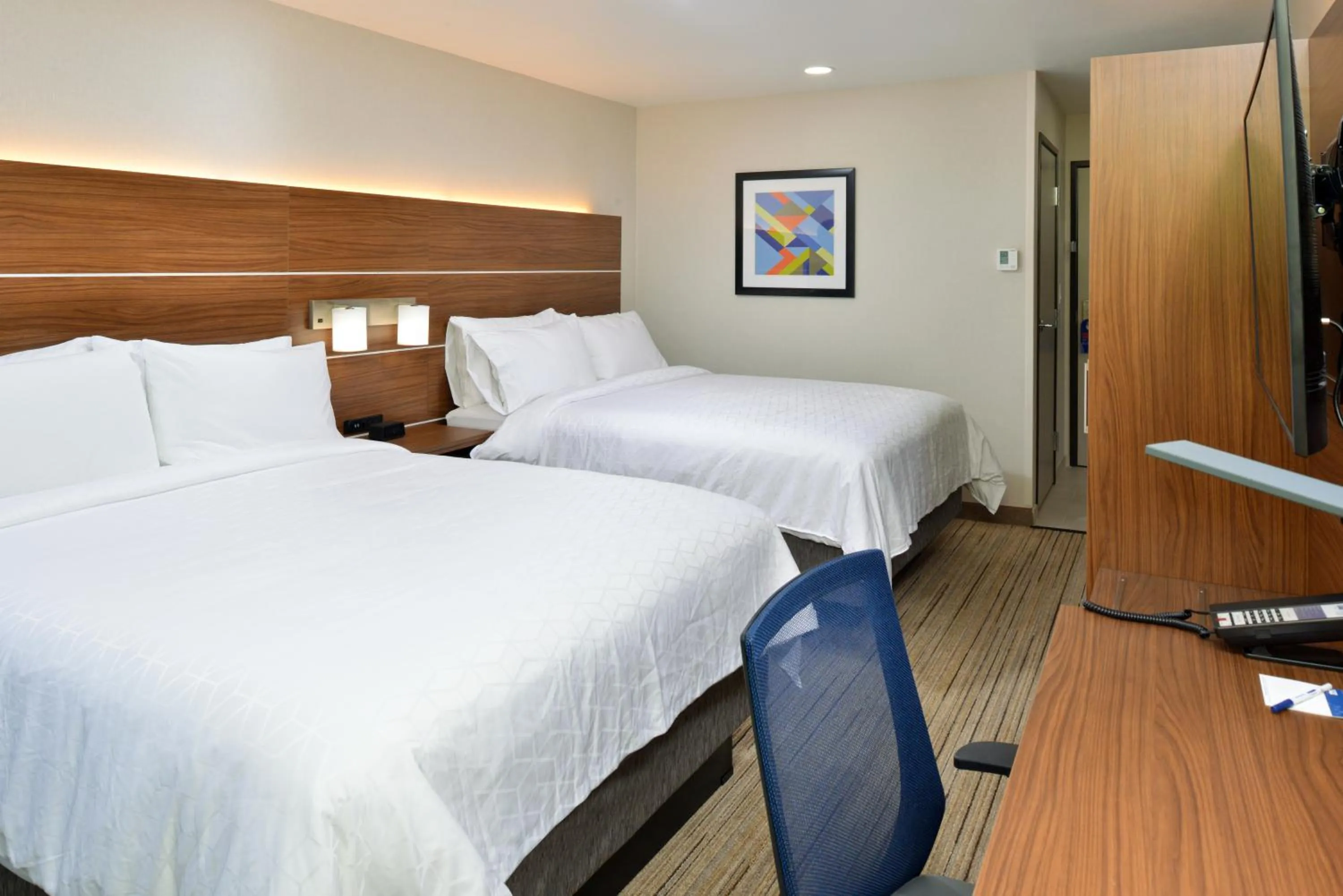 Photo of the whole room, Bed in Holiday Inn Express - Santa Rosa North by IHG