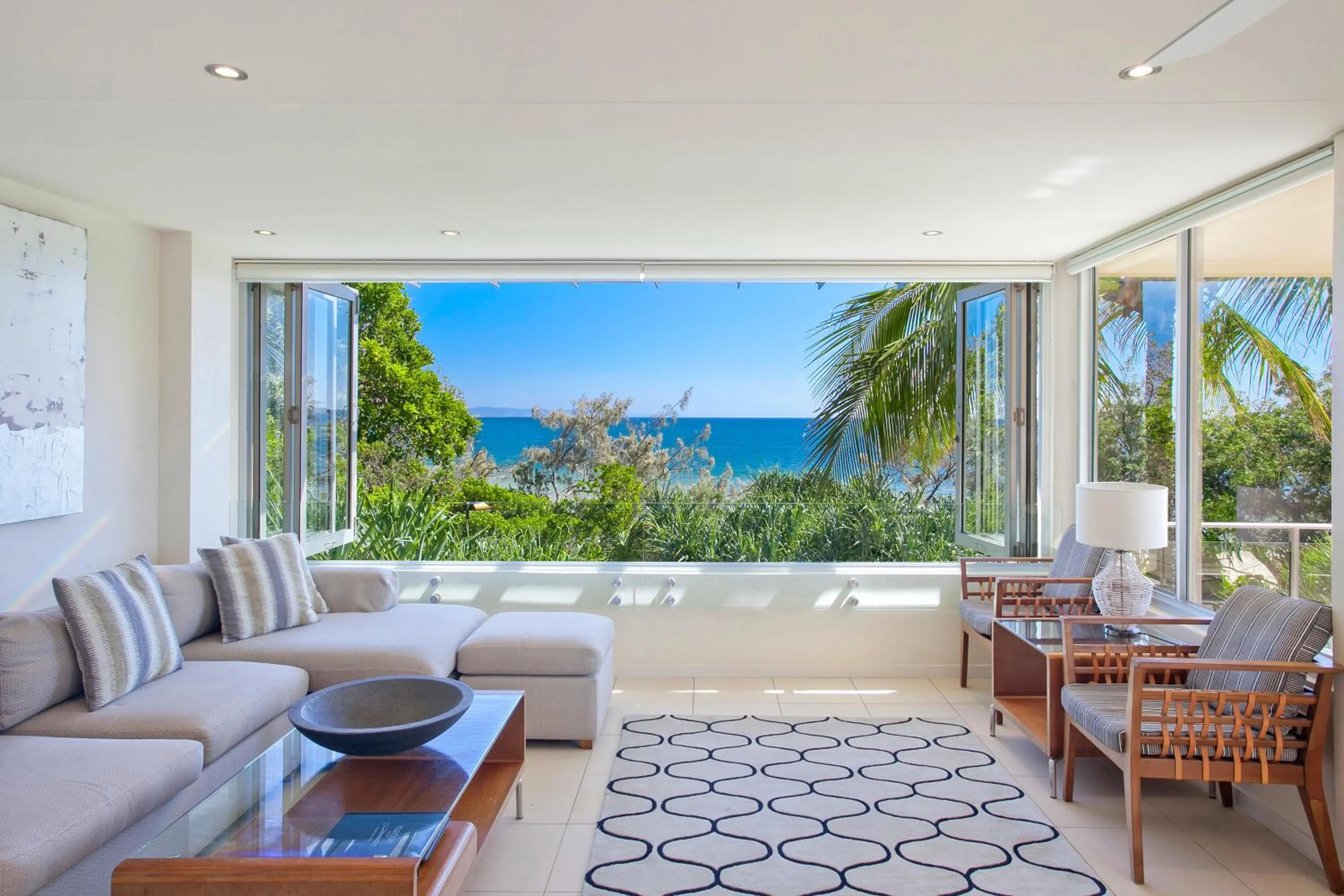 Living room in Maison Noosa