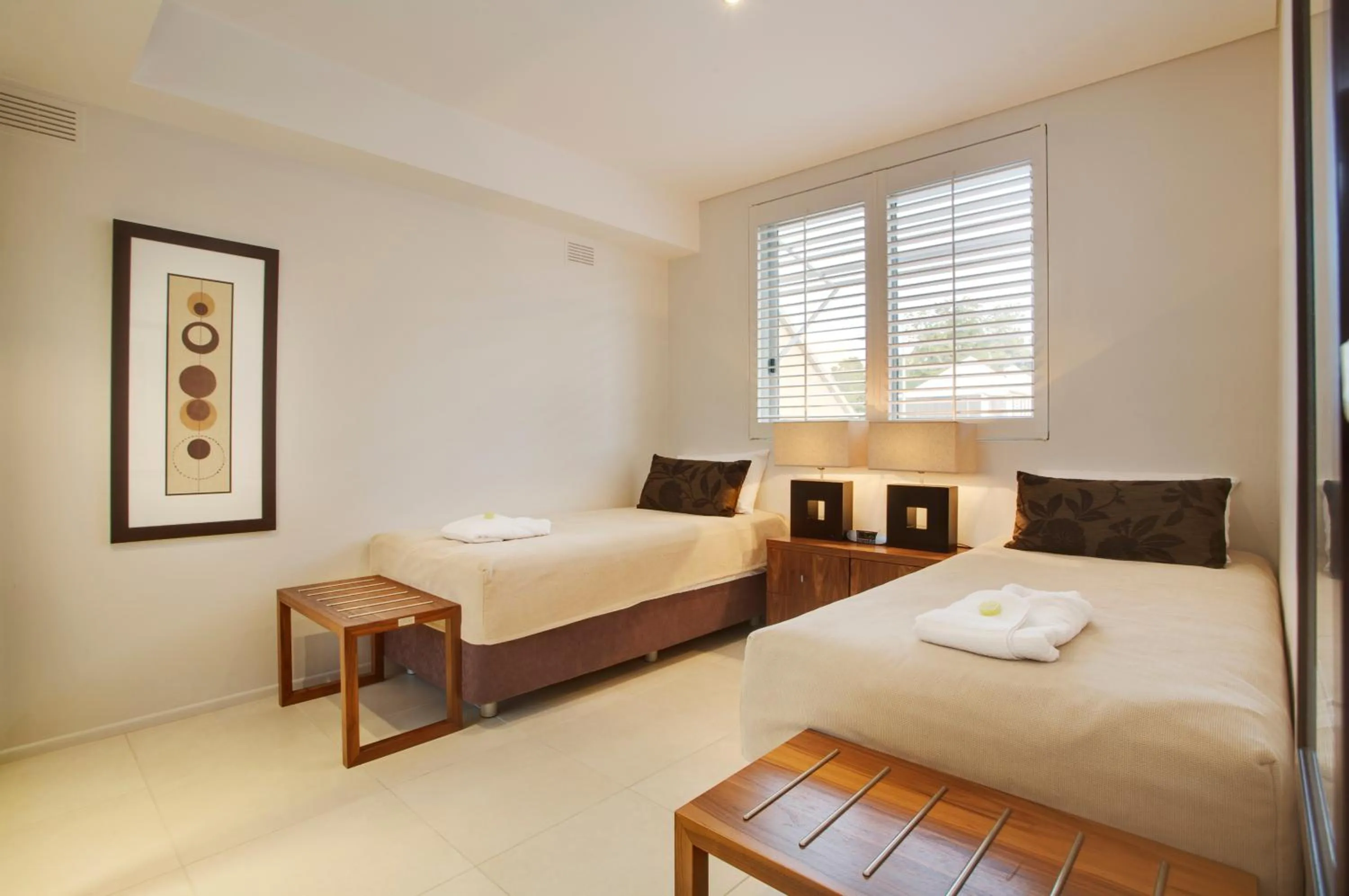 Bedroom, Bed in Maison Noosa