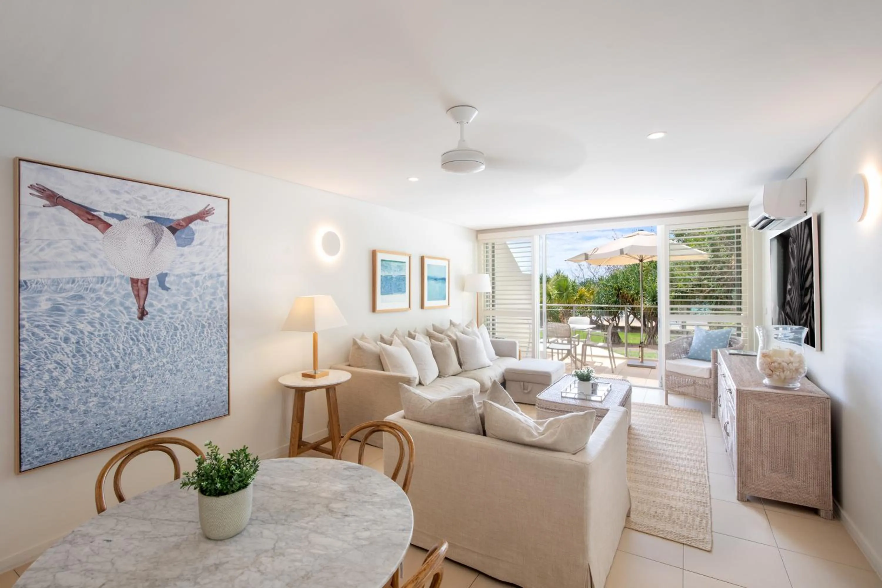 Living room in Maison Noosa