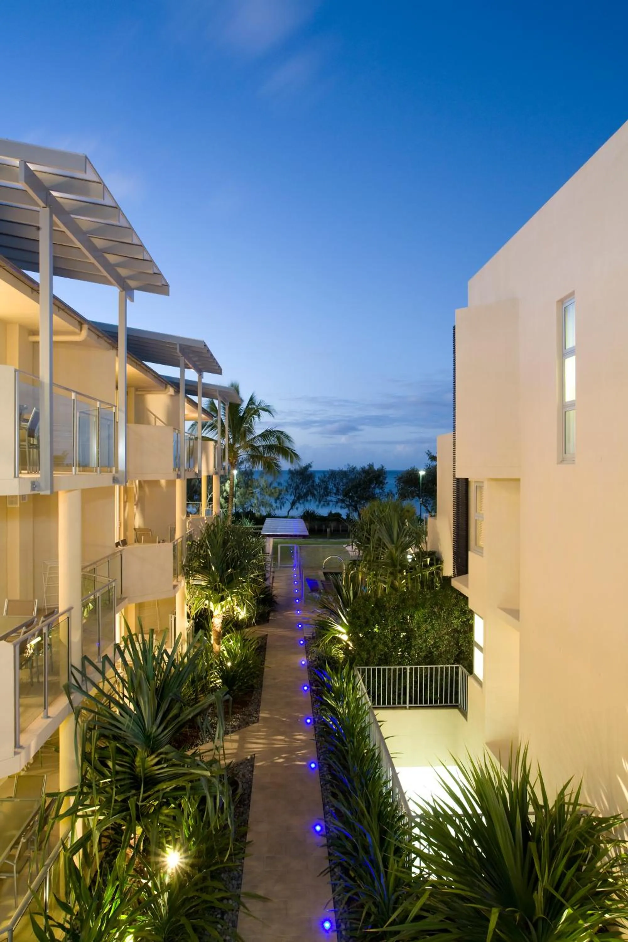 Facade/entrance in Maison Noosa