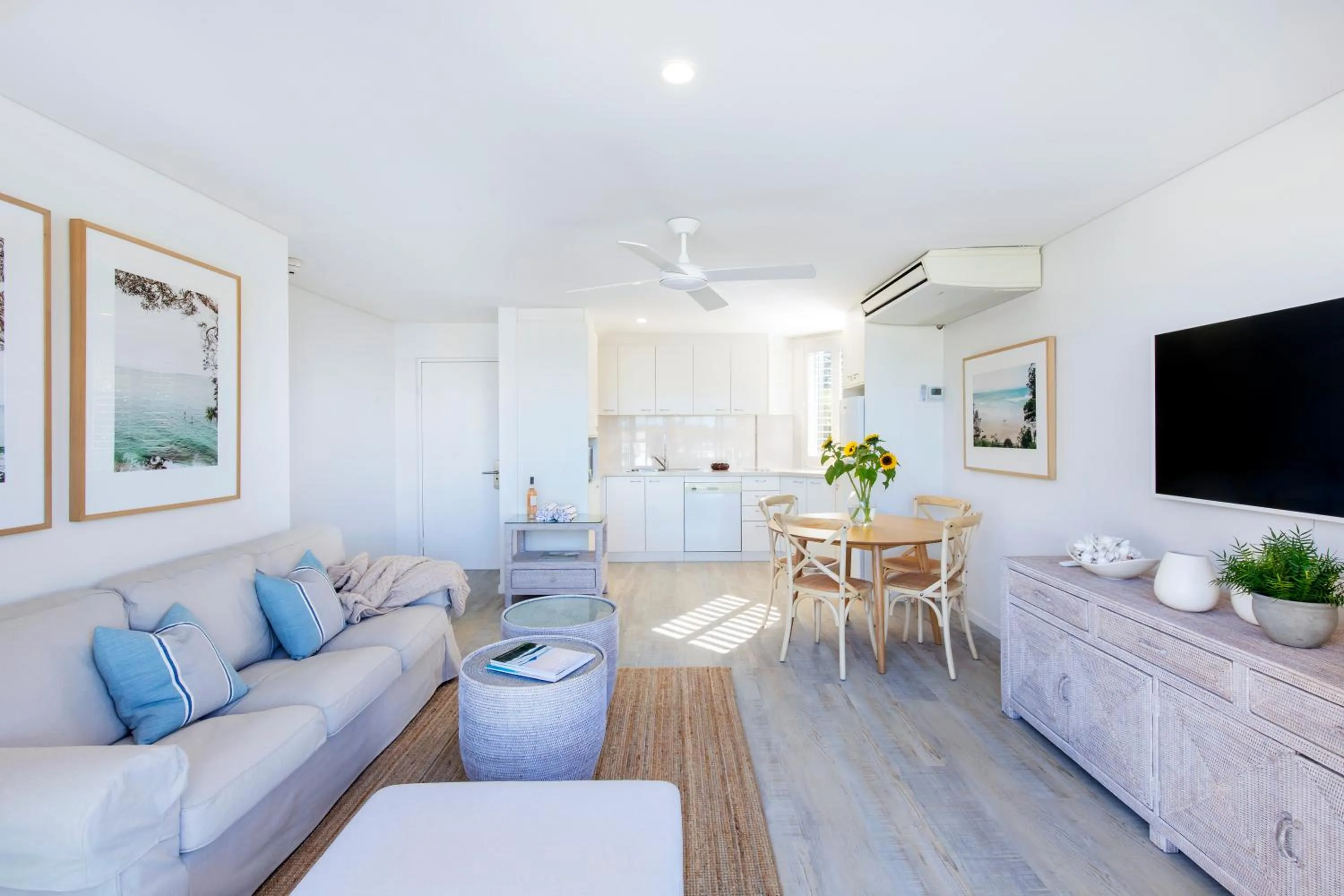 Living room in Maison Noosa