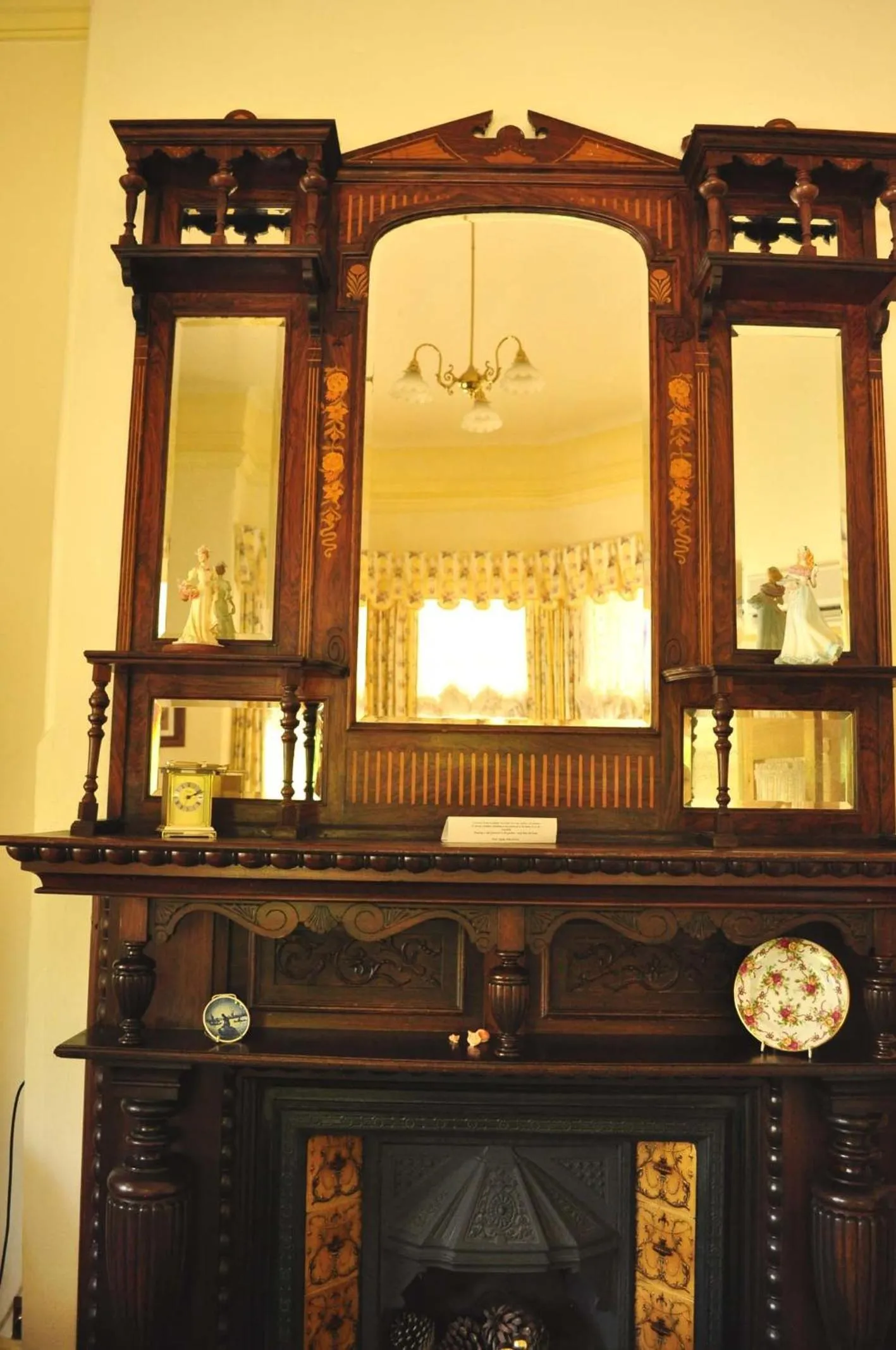 Decorative detail in Ormiston House