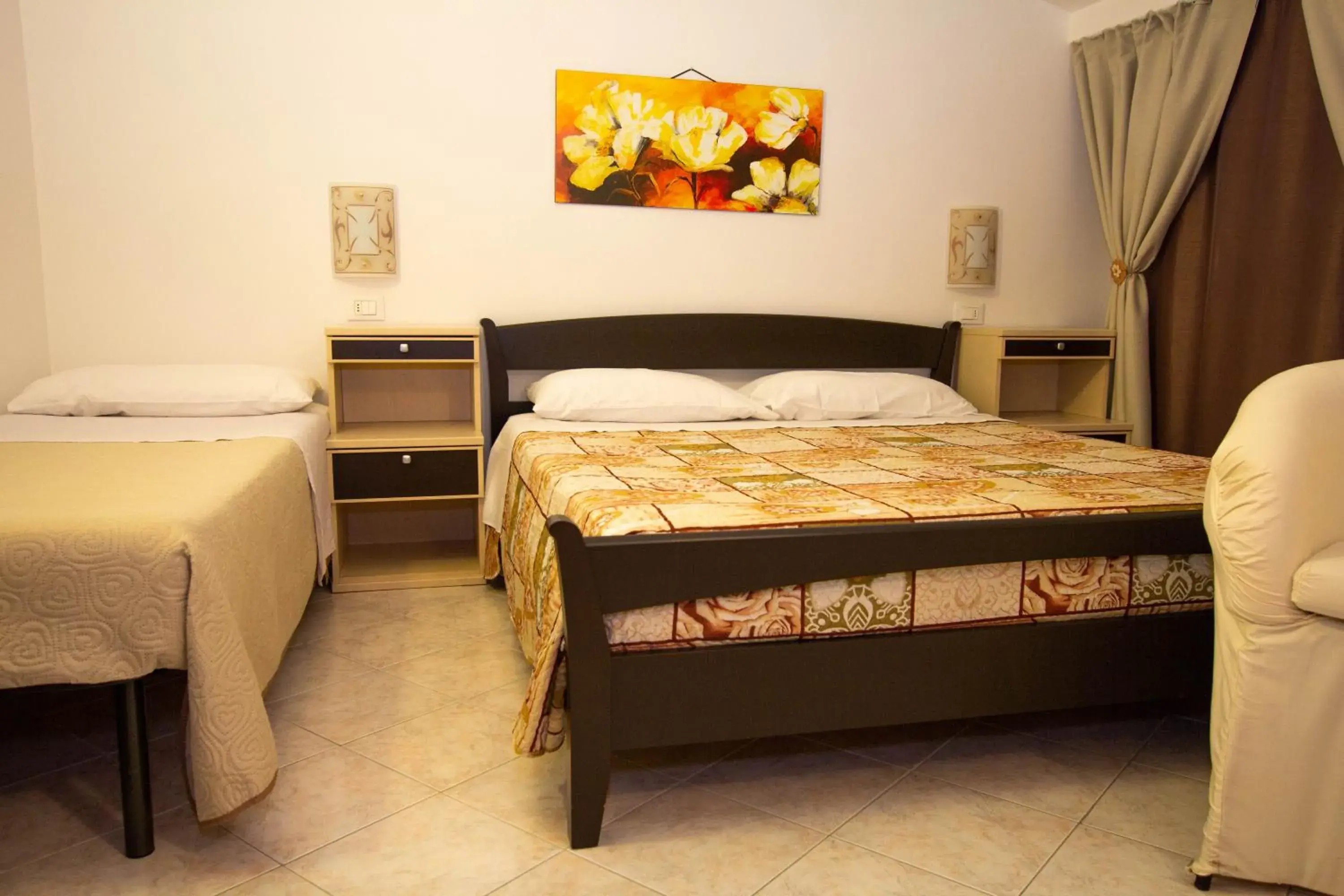 Comfort Triple Room in Noto Bedda Bed&Breakfast Comfort Triple Room in Noto Bedda Bed&Breakfast