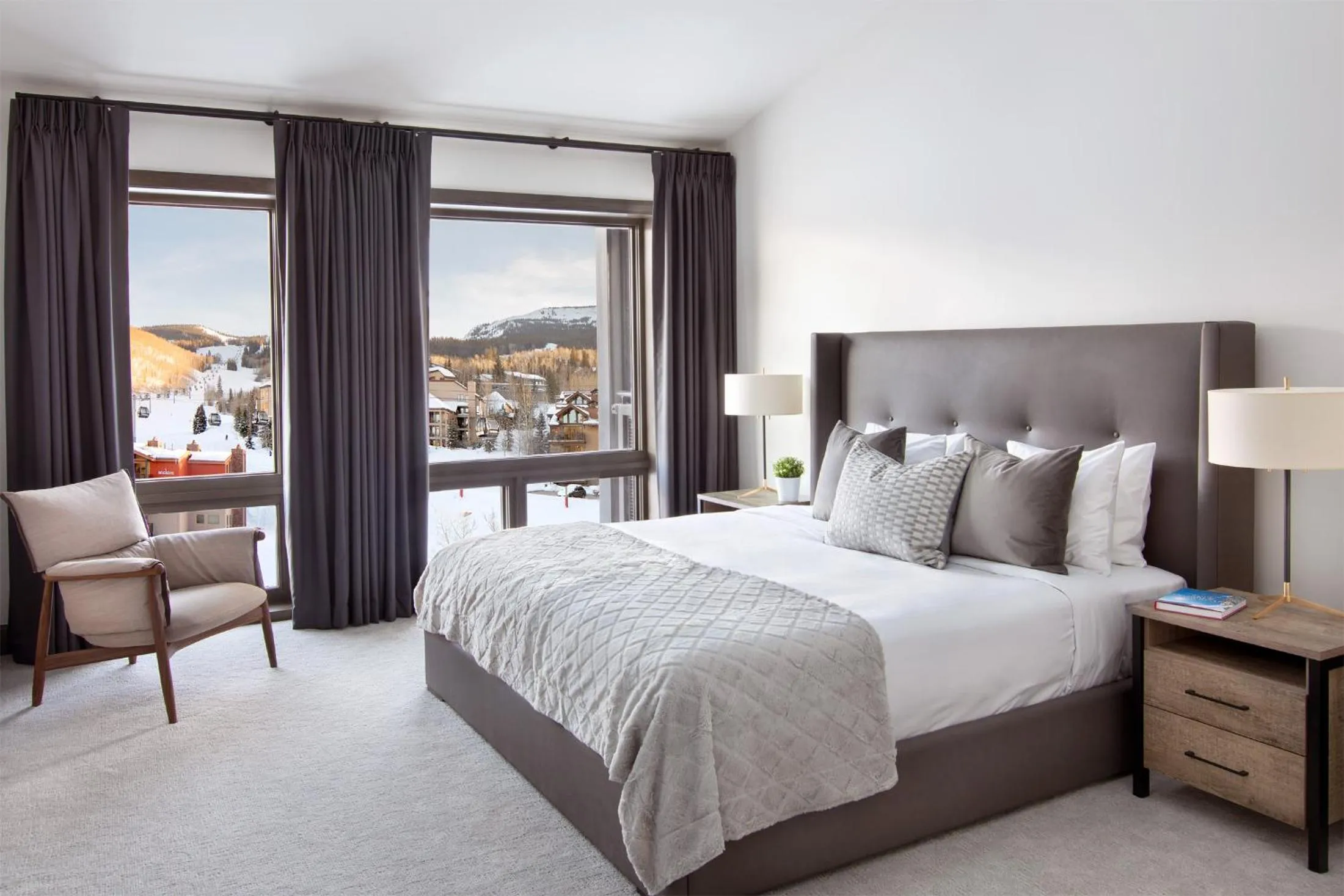 Bed in Limelight Hotel Snowmass