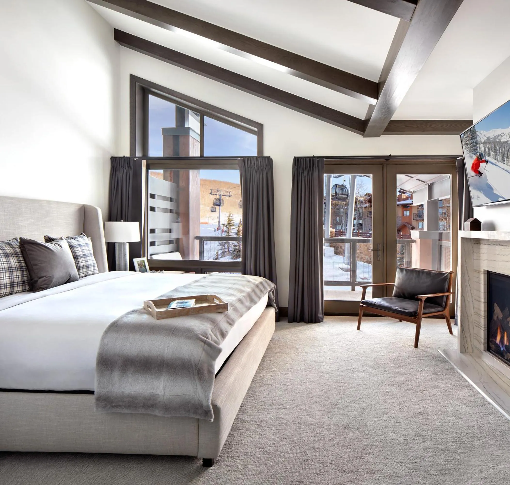 Bed in Limelight Hotel Snowmass