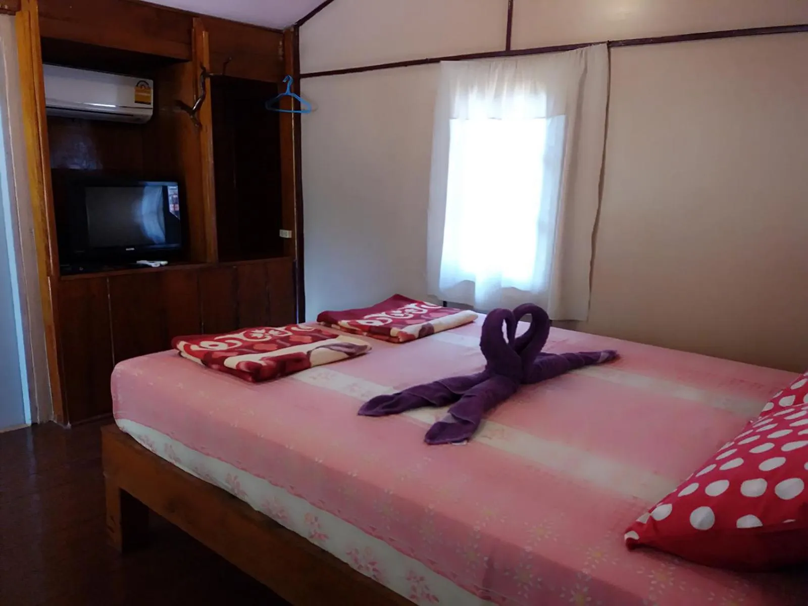 Bed in Koh Mak Green View Resort