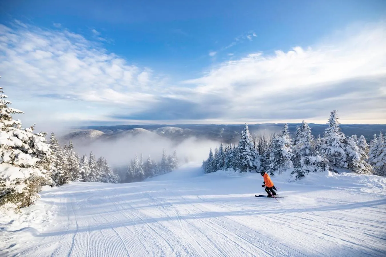 Skiing in Le Boisé (Les Manoirs) Mont-Tremblant